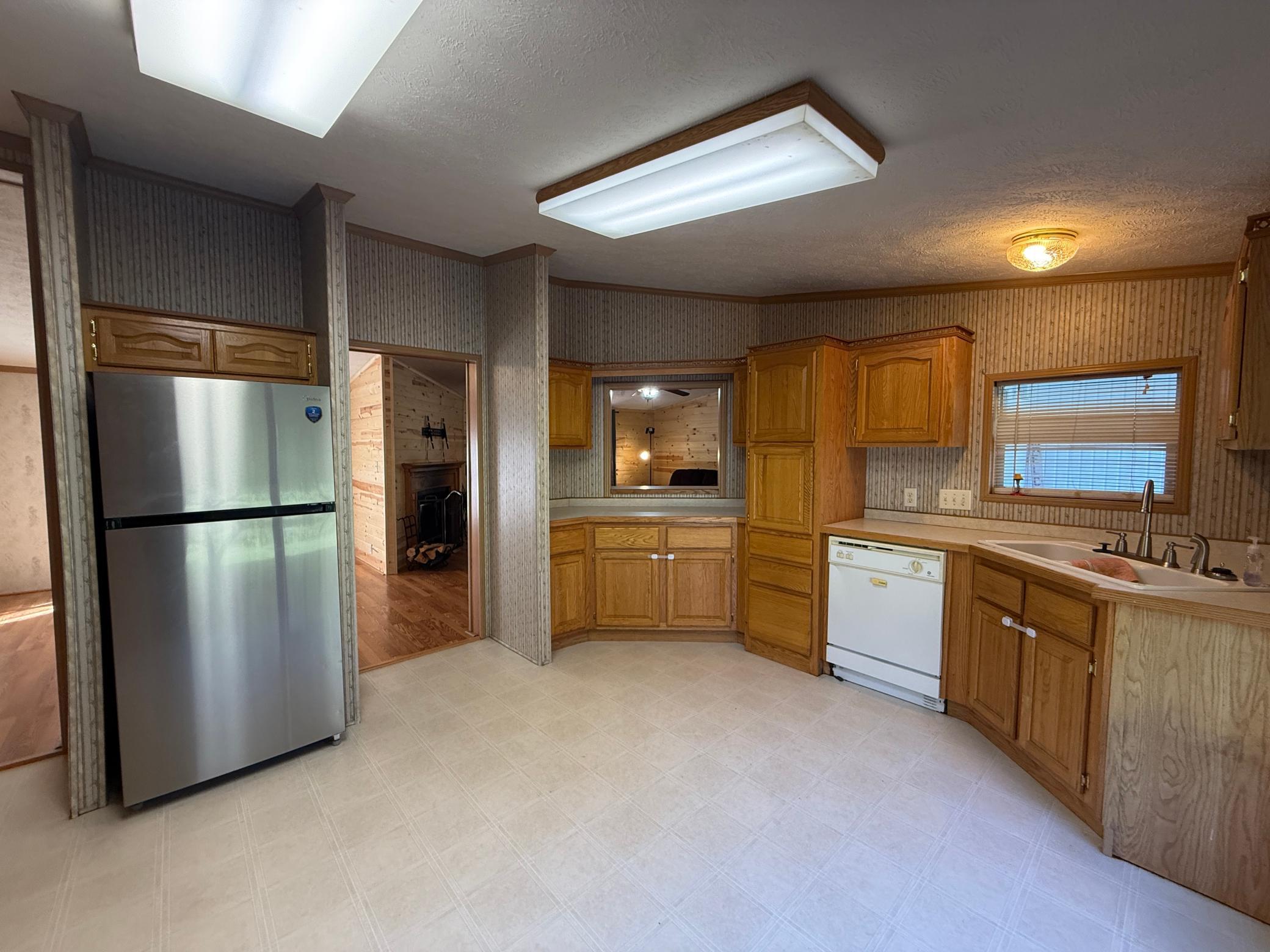 2001 single family home for sale at 11503 116th Lane in Finlayson, MN — 3 bed, 2 bath (photo 3 of 31)