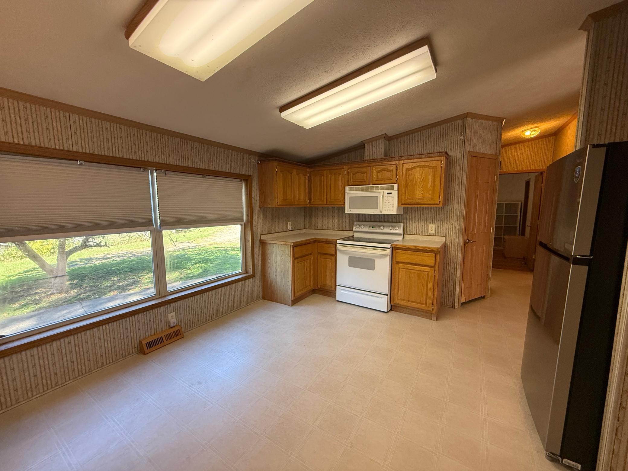 2001 single family home for sale at 11503 116th Lane in Finlayson, MN — 3 bed, 2 bath (photo 5 of 31)