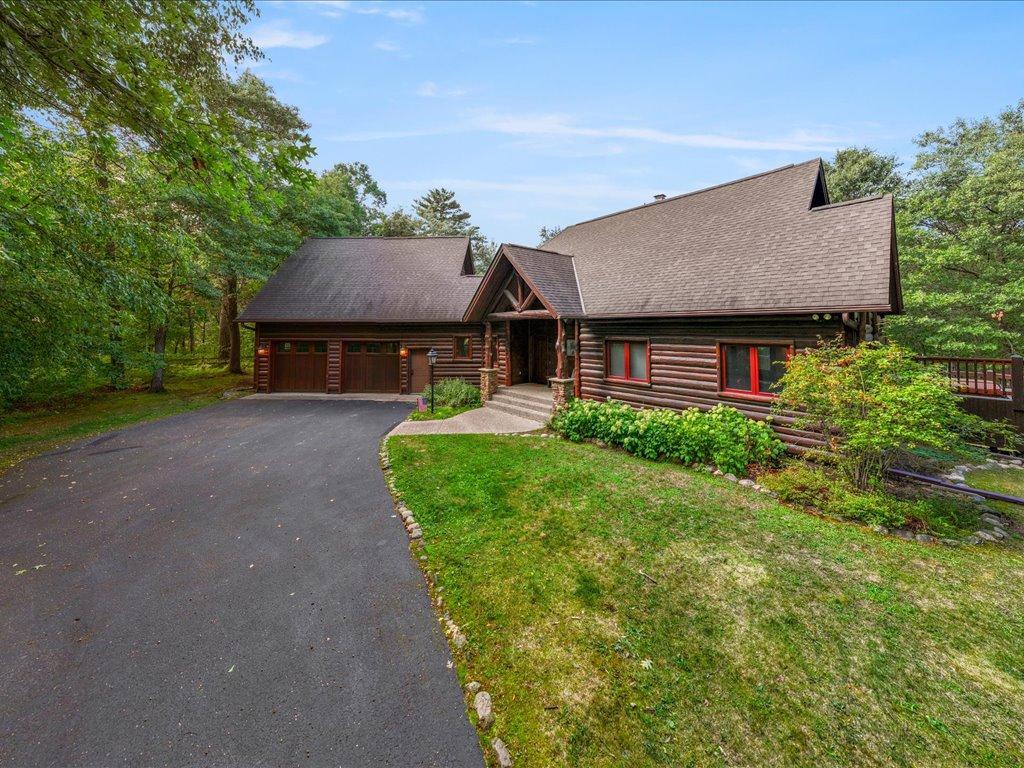 2003 single family home for sale at 9800 Trails End Road in Pequot Lakes, MN — 4 bed, 4 bath (photo 2 of 75)