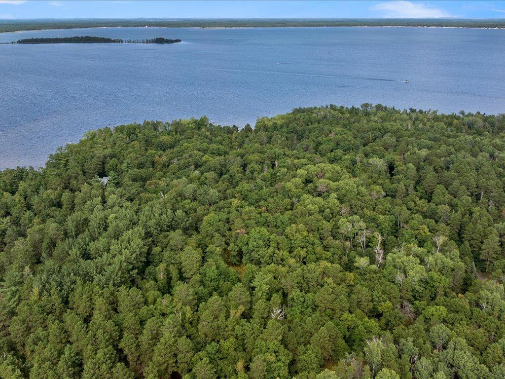 2003 single family home for sale at 9800 Trails End Road in Pequot Lakes, MN — 4 bed, 4 bath (photo 12 of 75)