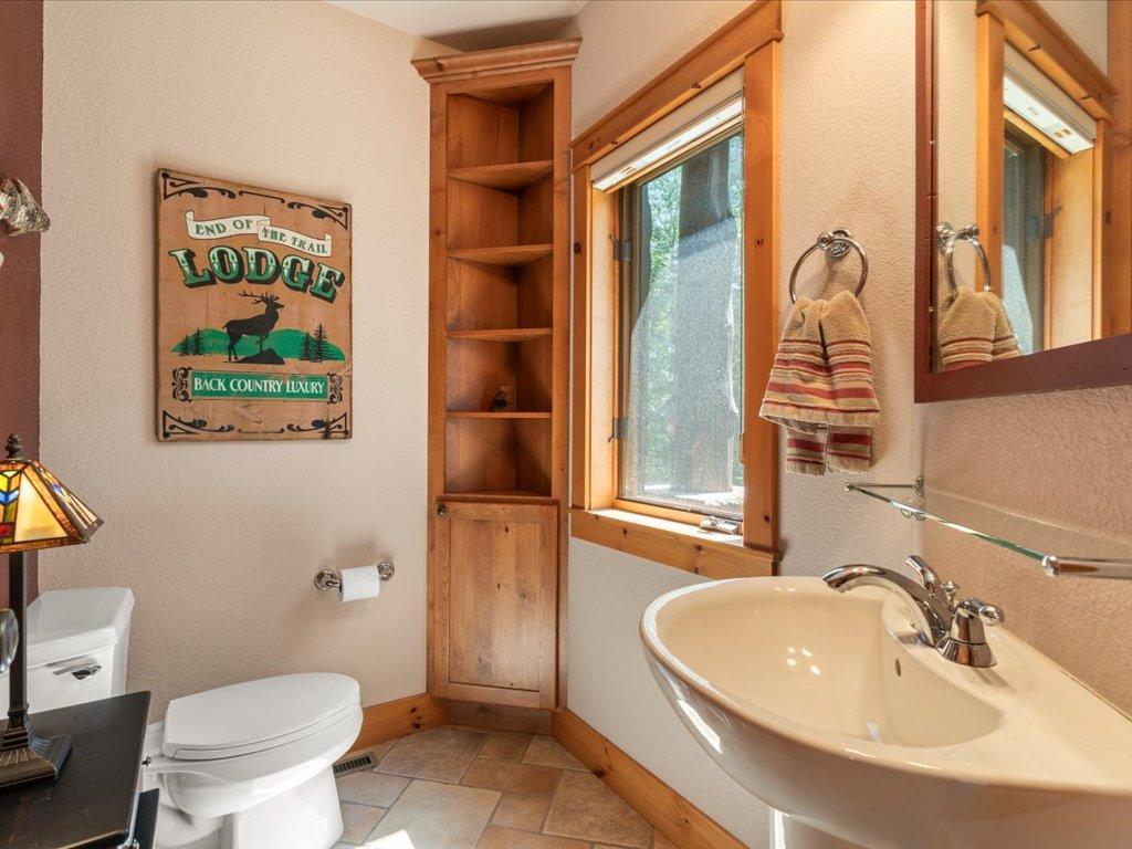 2003 single family home for sale at 9800 Trails End Road in Pequot Lakes, MN — 4 bed, 4 bath (photo 20 of 75)