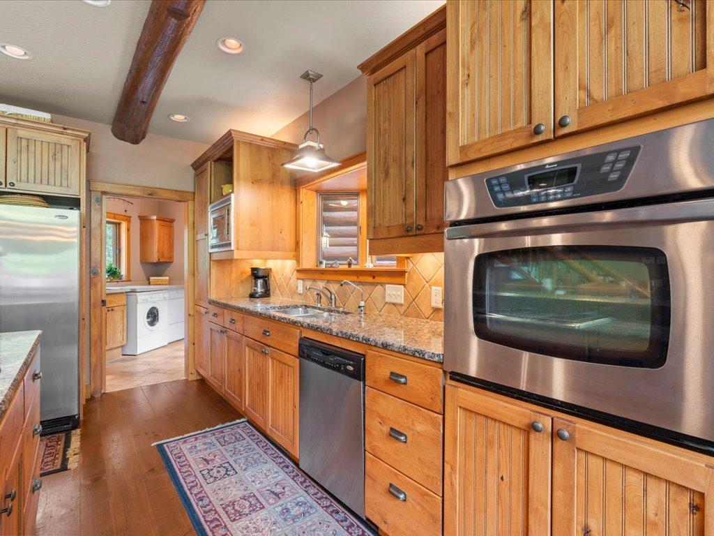2003 single family home for sale at 9800 Trails End Road in Pequot Lakes, MN — 4 bed, 4 bath (photo 22 of 75)