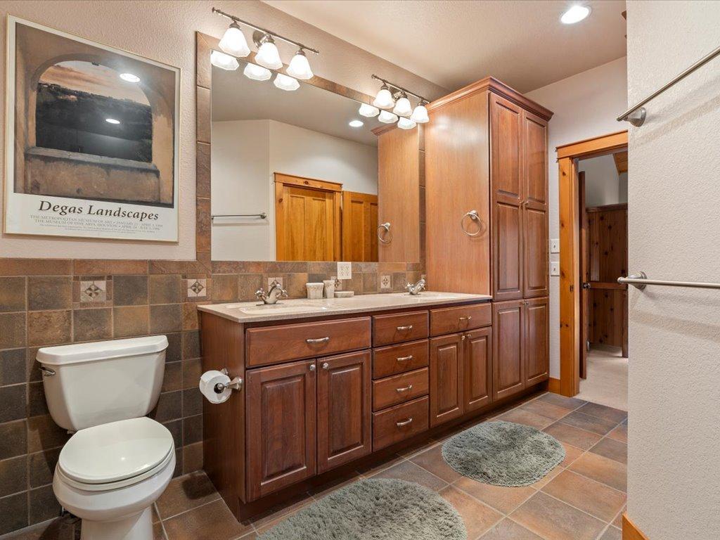 2003 single family home for sale at 9800 Trails End Road in Pequot Lakes, MN — 4 bed, 4 bath (photo 34 of 75)