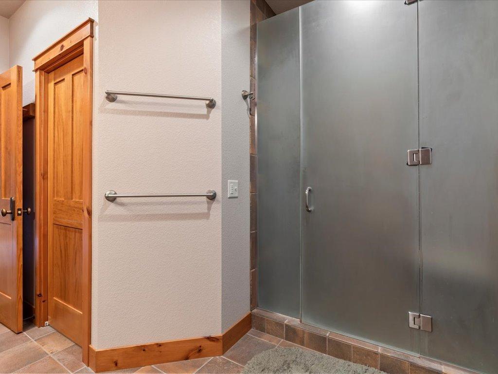 2003 single family home for sale at 9800 Trails End Road in Pequot Lakes, MN — 4 bed, 4 bath (photo 35 of 75)