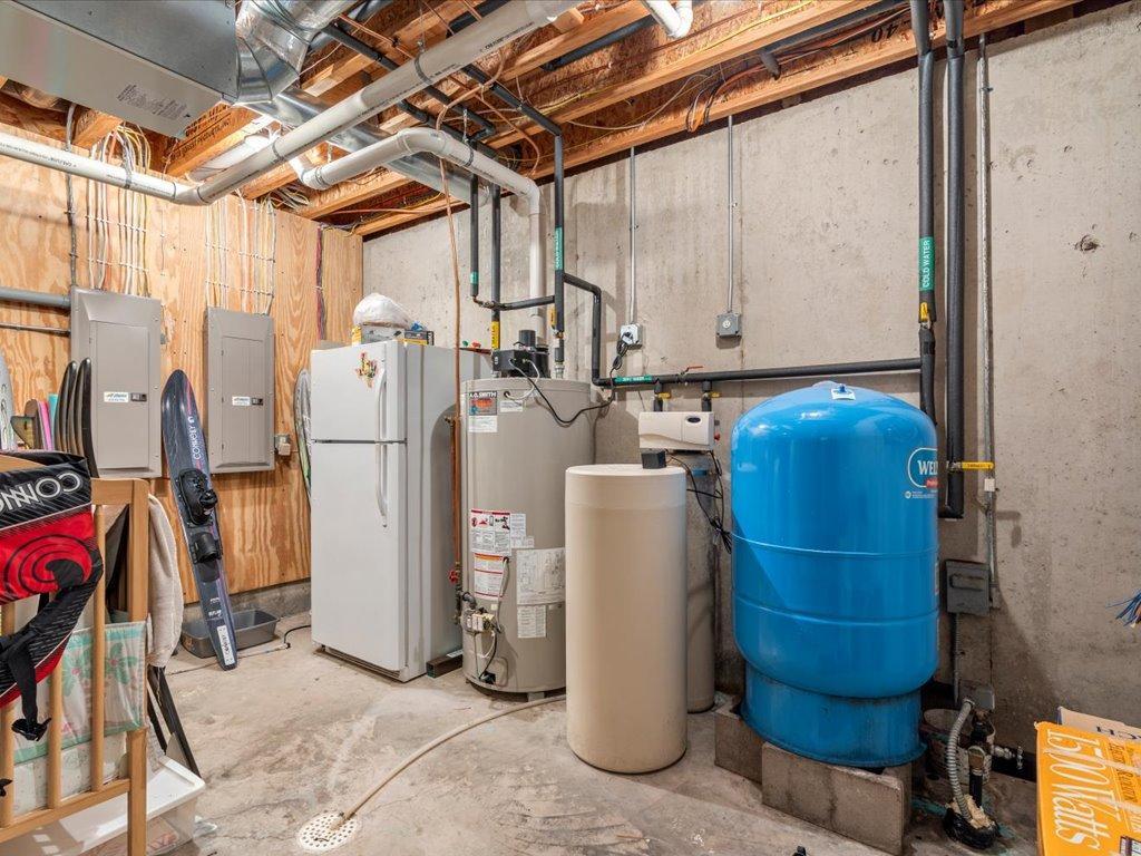 2003 single family home for sale at 9800 Trails End Road in Pequot Lakes, MN — 4 bed, 4 bath (photo 53 of 75)