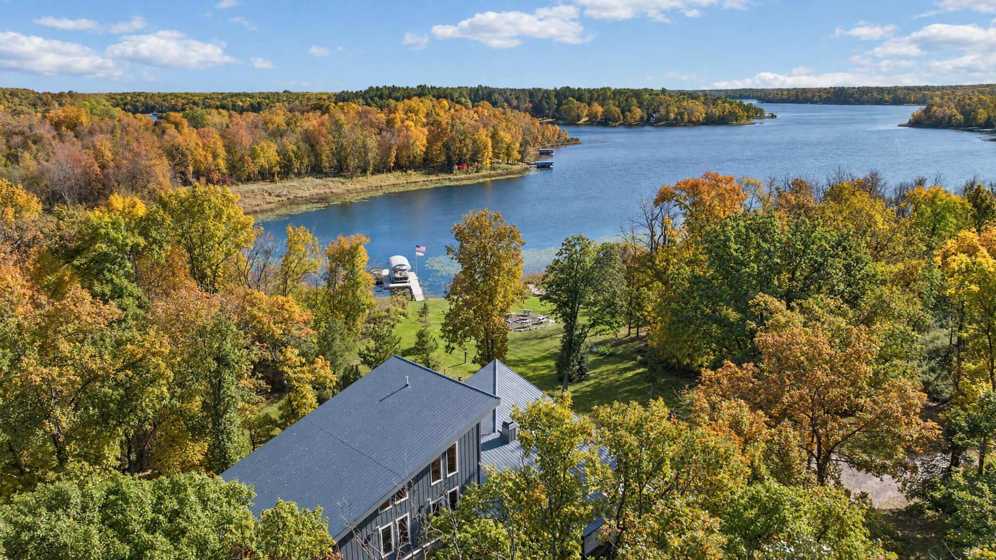 1992 single family home for sale at 32756 Northwoods Lane in Breezy Point, MN — 4 bed, 4 bath (photo 2 of 55)