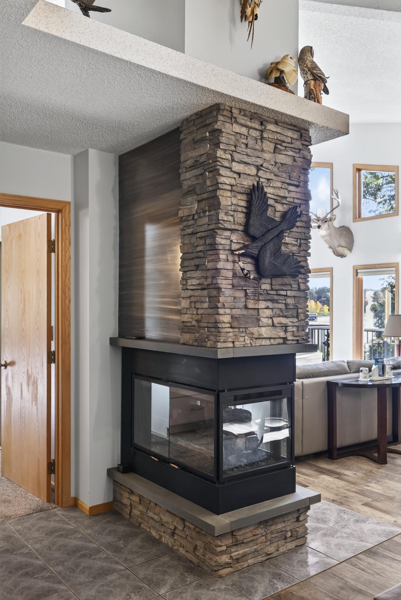 1992 single family home for sale at 32756 Northwoods Lane in Breezy Point, MN — 4 bed, 4 bath (photo 12 of 55)