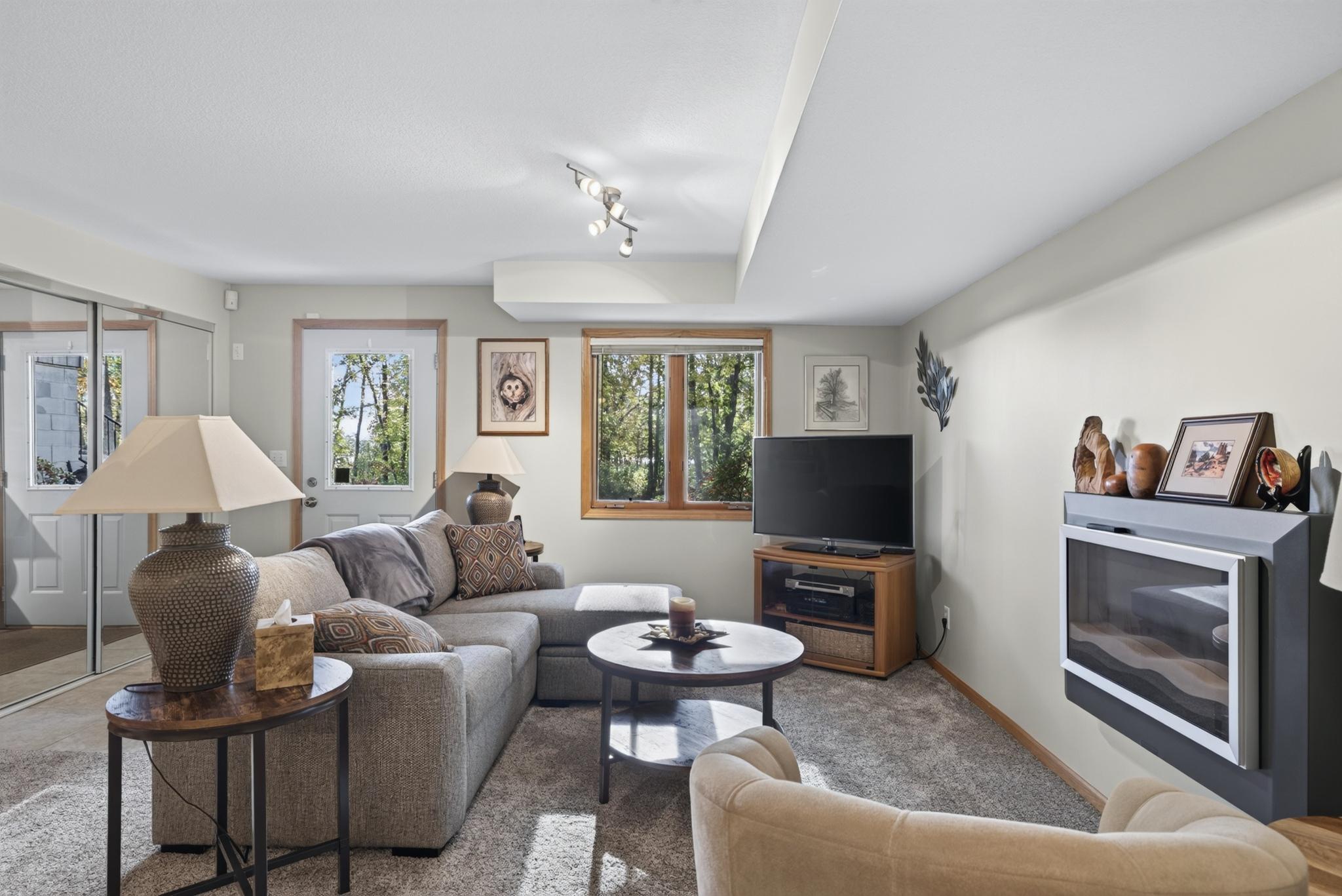 1992 single family home for sale at 32756 Northwoods Lane in Breezy Point, MN — 4 bed, 4 bath (photo 25 of 55)