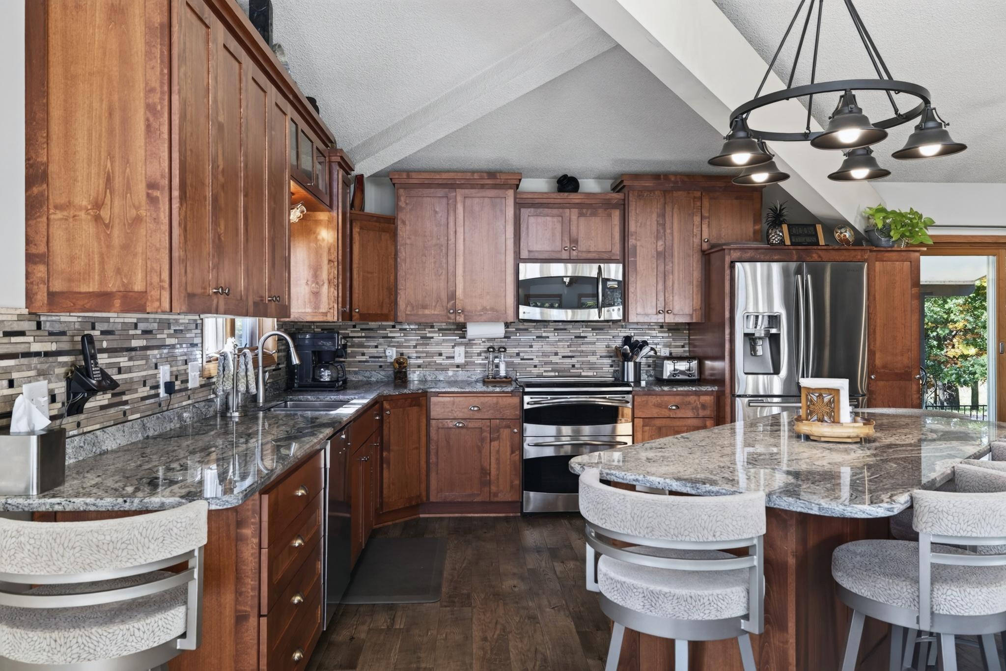 1992 single family home for sale at 32756 Northwoods Lane in Breezy Point, MN — 4 bed, 4 bath (photo 7 of 55)