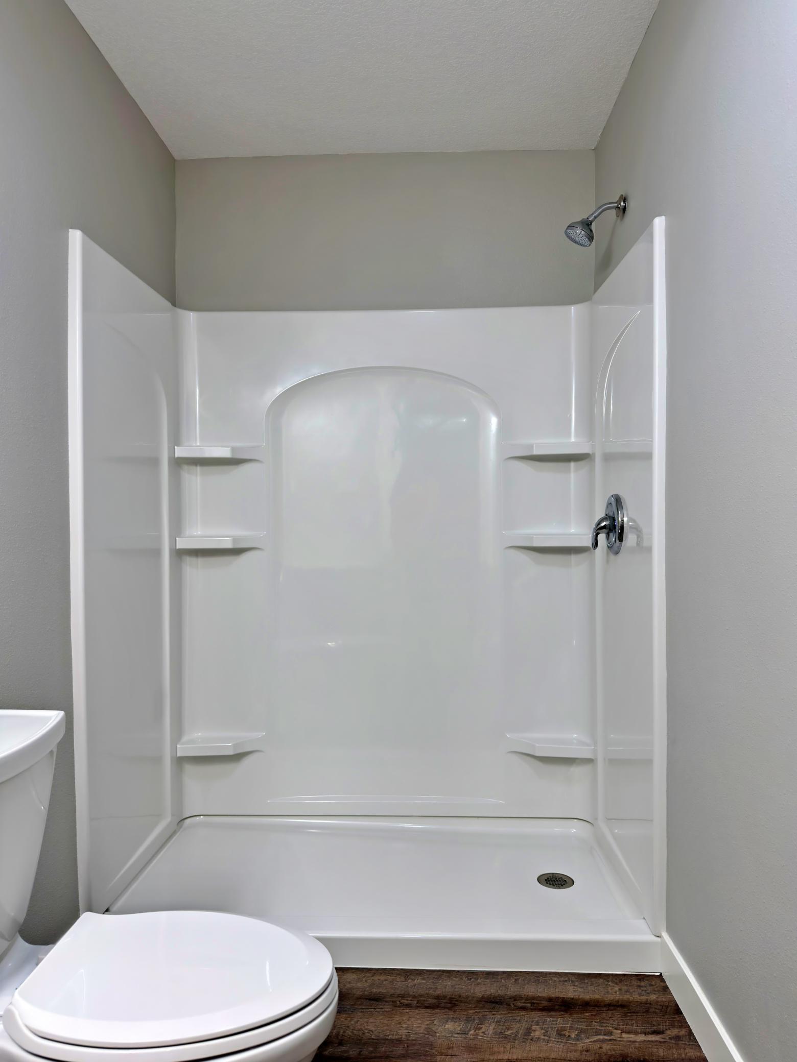 2000 single family home for sale at 400 Eastern Avenue S in Park Rapids, MN — 3 bed, 3 bath (photo 17 of 34)