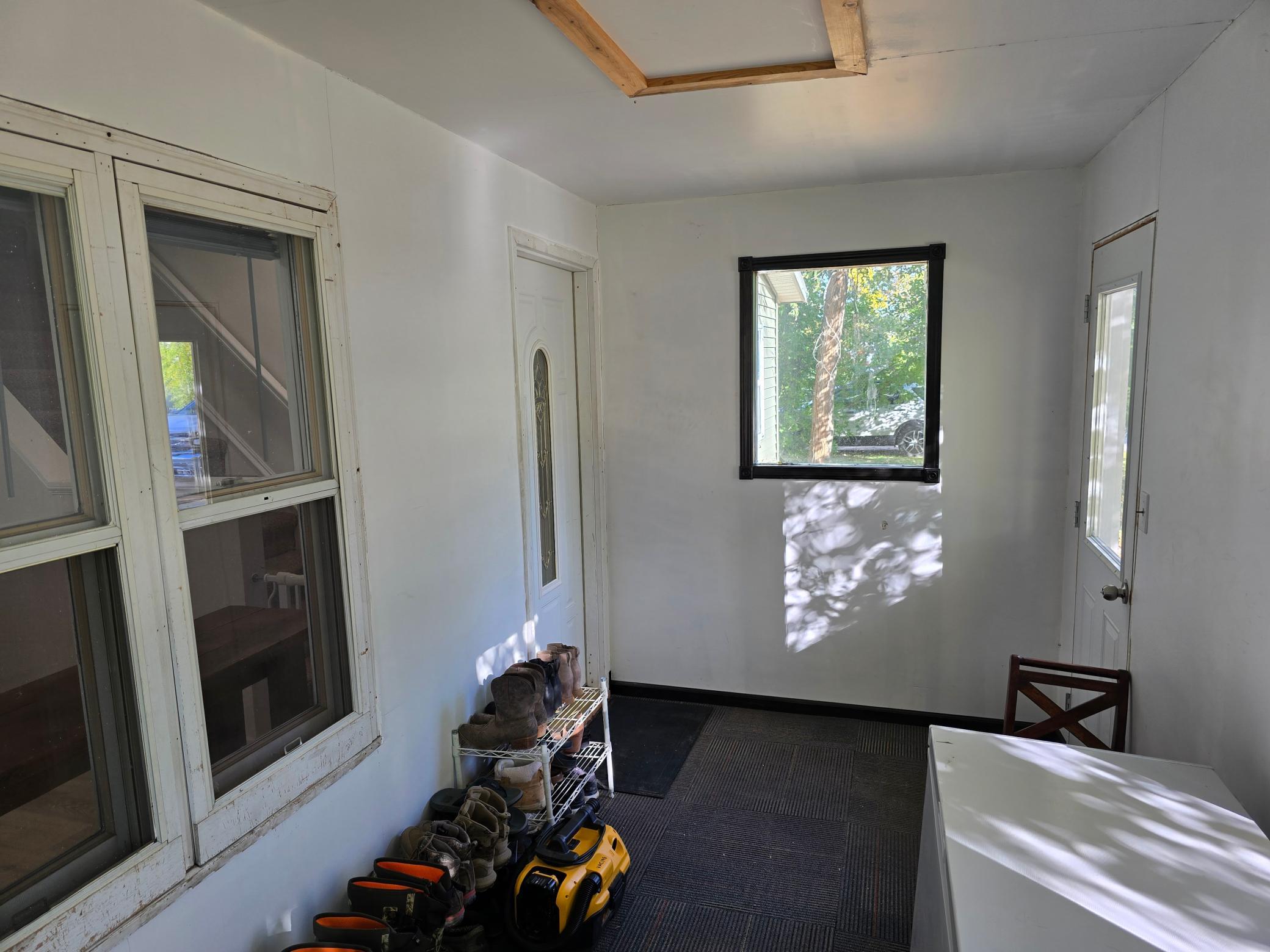 1905 single family home for sale at 2050 2nd Street in Lake Park, MN — 3 bed, 2 bath (photo 8 of 42)