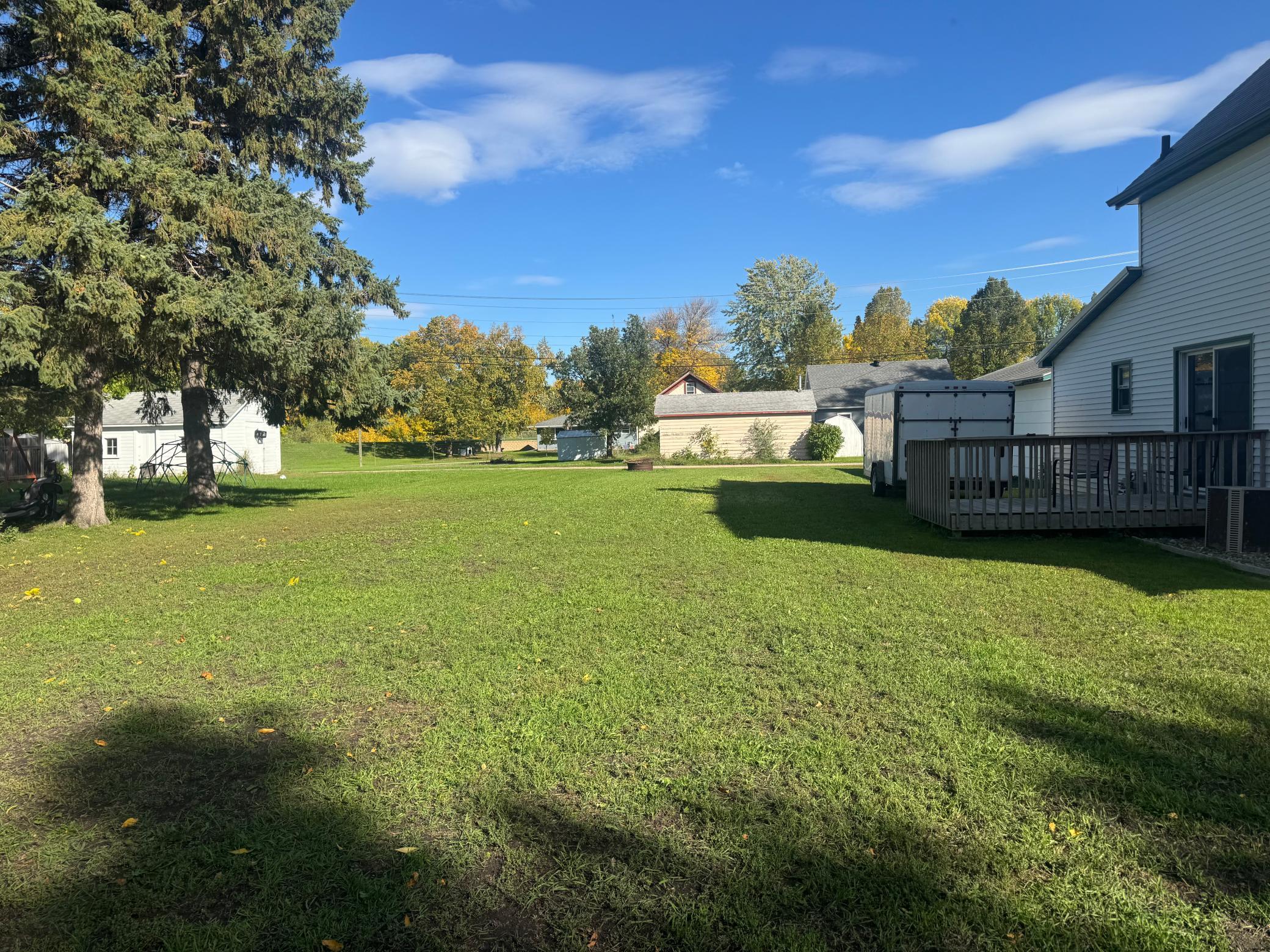 1893 single family home for sale at 313 Lincoln Avenue in Crookston, MN — 3 bed, 2 bath (photo 4 of 4)