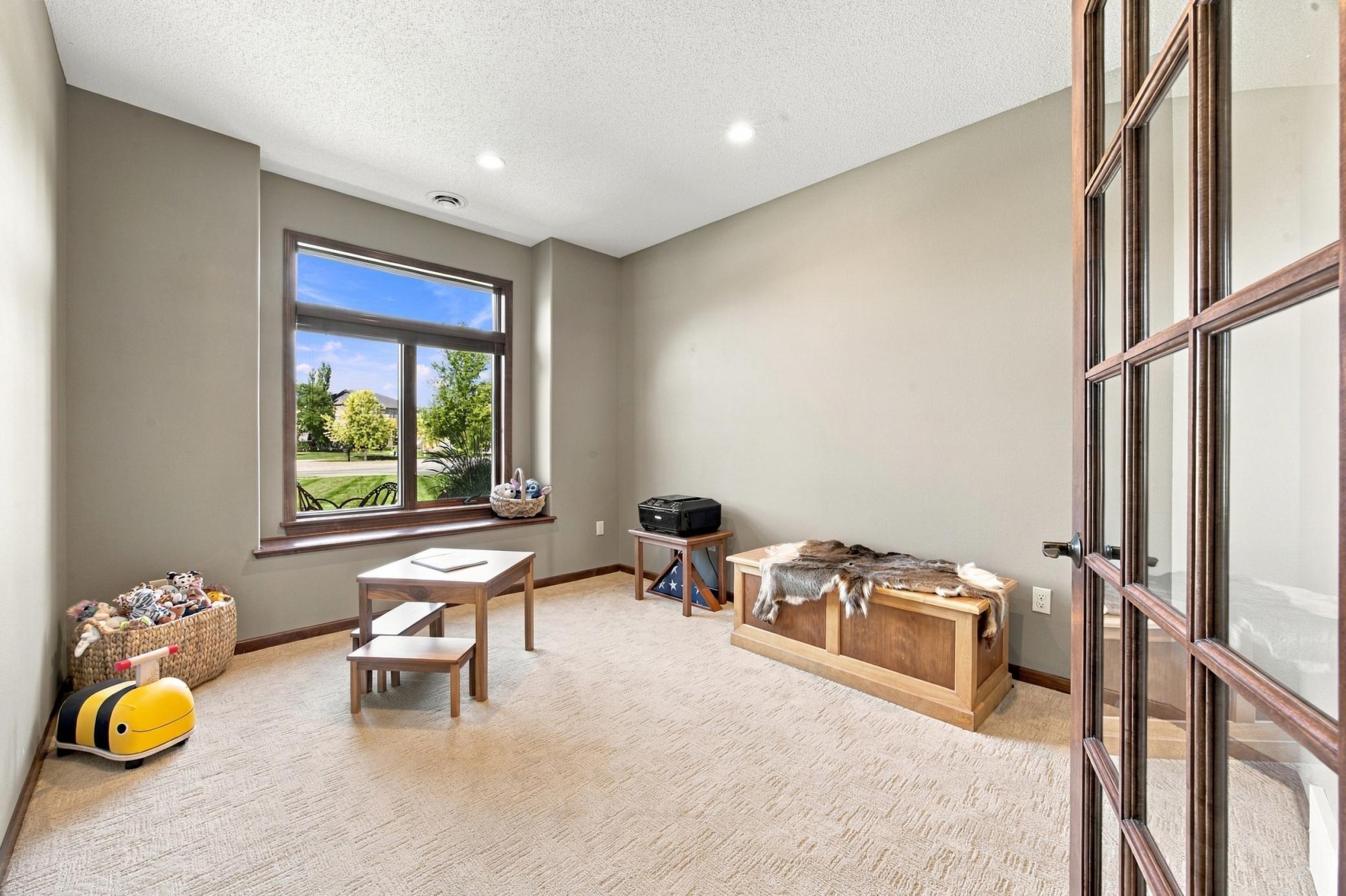 2005 single family home for sale at 3823 43rd Avenue S in Moorhead, MN — 2 bed, 3 bath (photo 18 of 34)