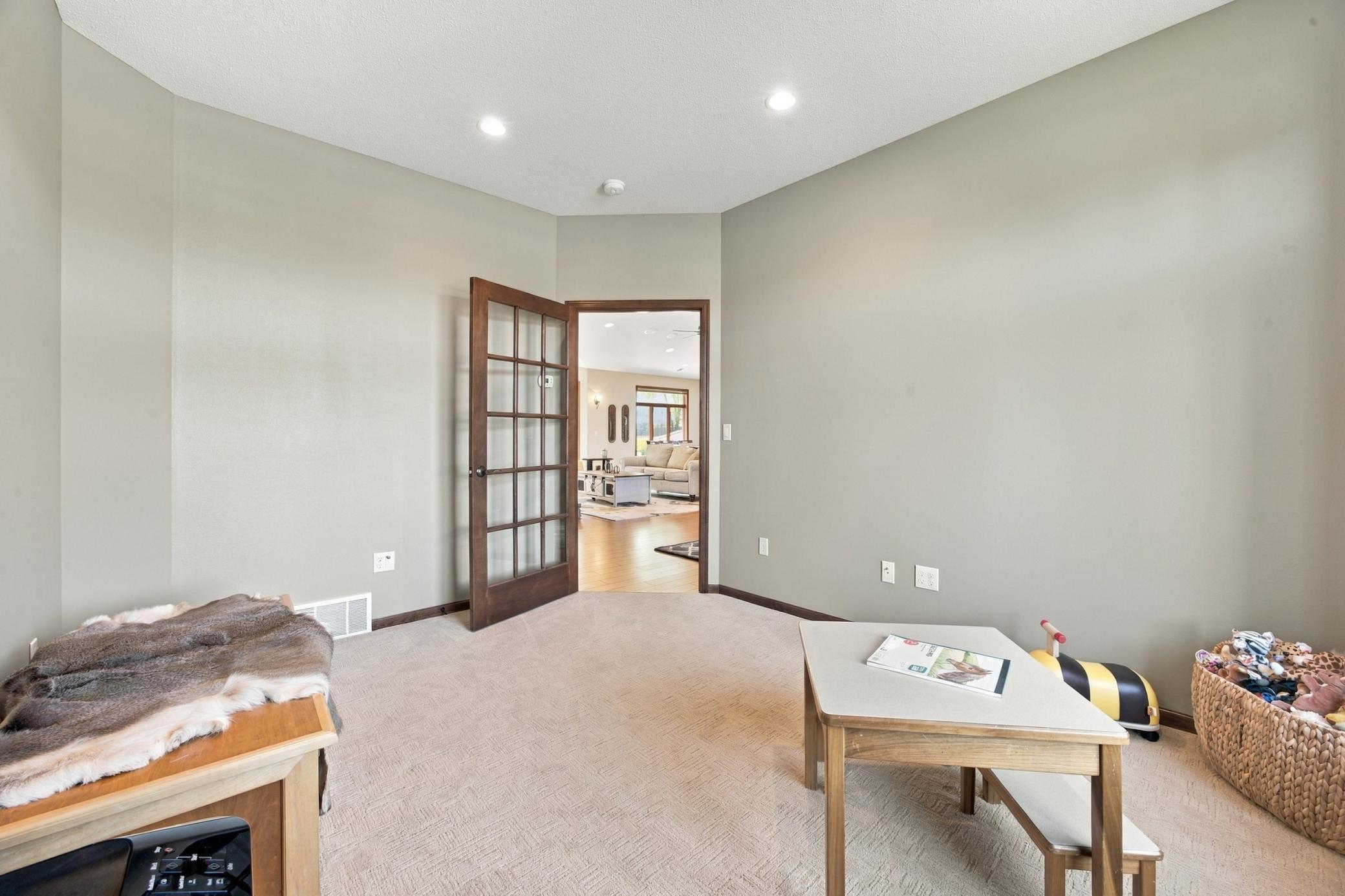 2005 single family home for sale at 3823 43rd Avenue S in Moorhead, MN — 2 bed, 3 bath (photo 19 of 34)