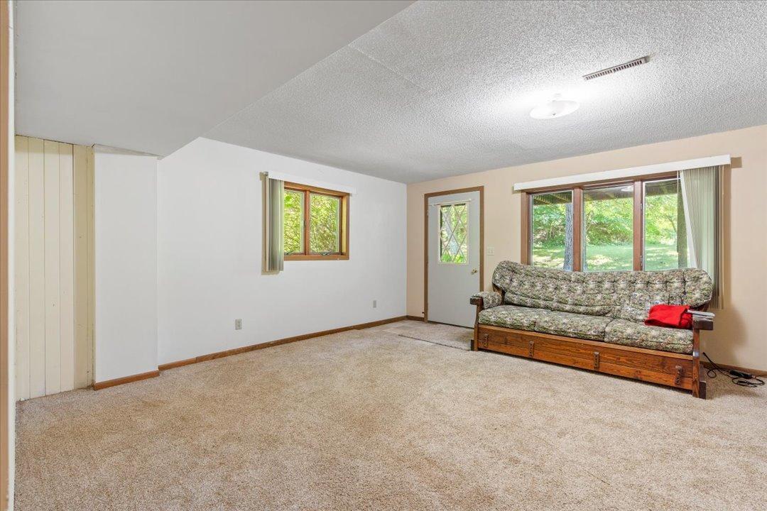 1983 single family home for sale at 40142 Pandora Drive in Browerville, MN — 4 bed, 2 bath (photo 13 of 27)