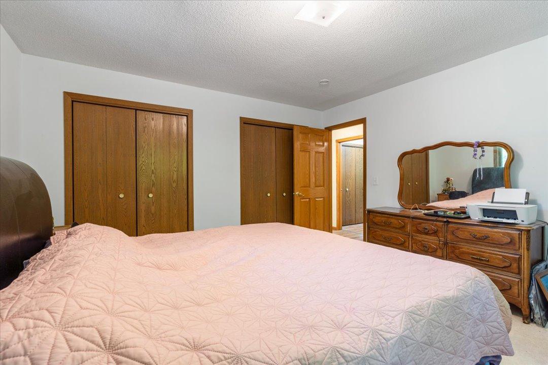 1983 single family home for sale at 40142 Pandora Drive in Browerville, MN — 4 bed, 2 bath (photo 17 of 27)