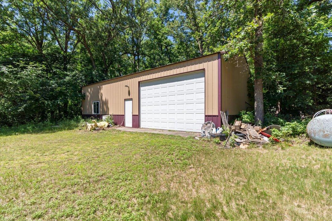 1983 single family home for sale at 40142 Pandora Drive in Browerville, MN — 4 bed, 2 bath (photo 24 of 27)