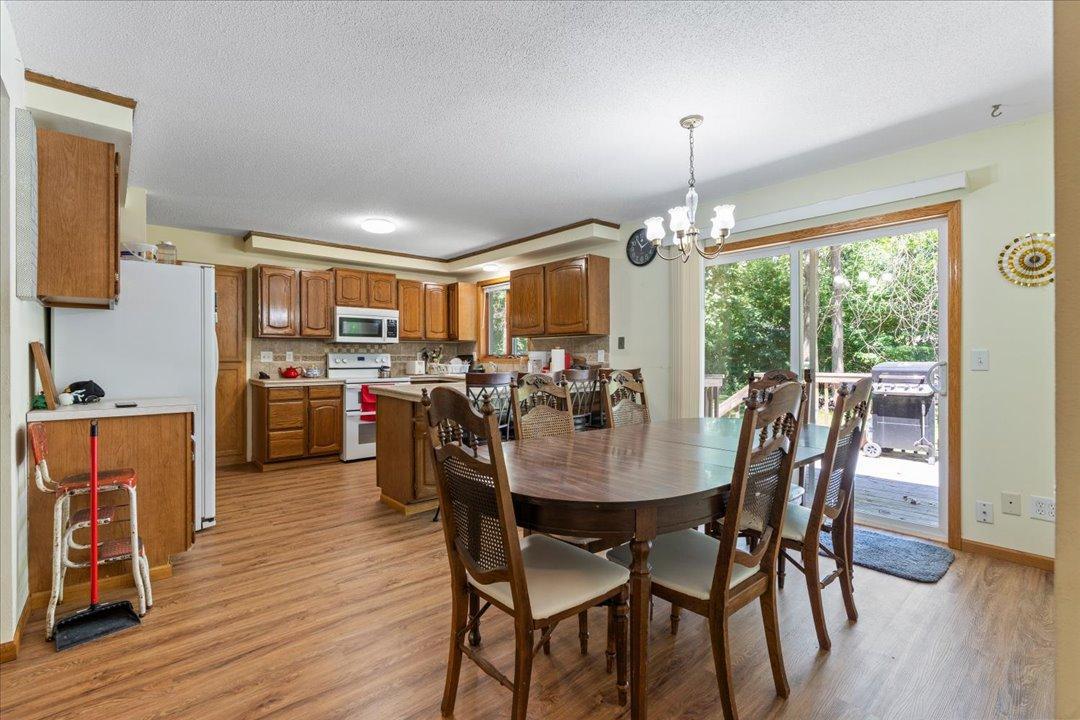 1983 single family home for sale at 40142 Pandora Drive in Browerville, MN — 4 bed, 2 bath (photo 7 of 27)