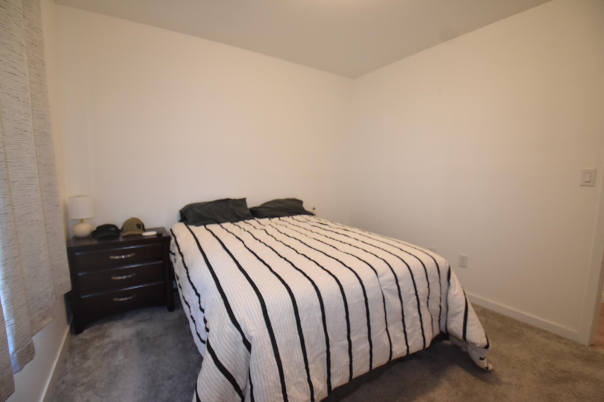 2020 single family home for sale at 2587 72nd Avenue S in Fargo, ND — 6 bed, 3 bath (photo 19 of 37)