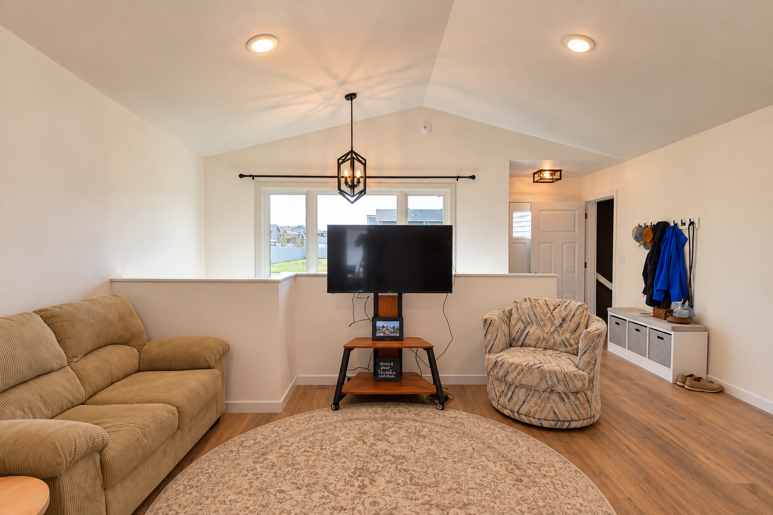2020 single family home for sale at 2587 72nd Avenue S in Fargo, ND — 6 bed, 3 bath (photo 8 of 37)