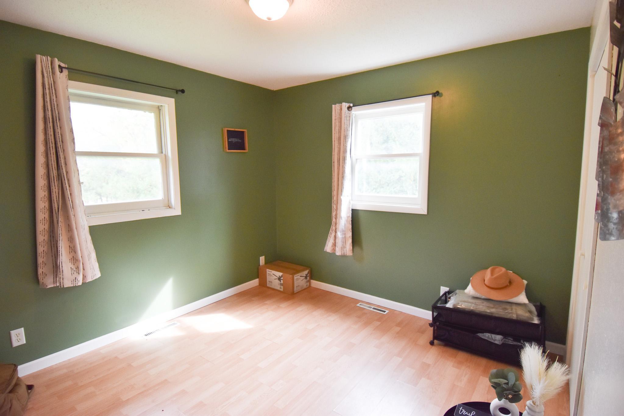 1979 single family home for sale at 16368 State Highway 1 NW in Thief River Falls, MN — 3 bed, 2 bath (photo 16 of 34)