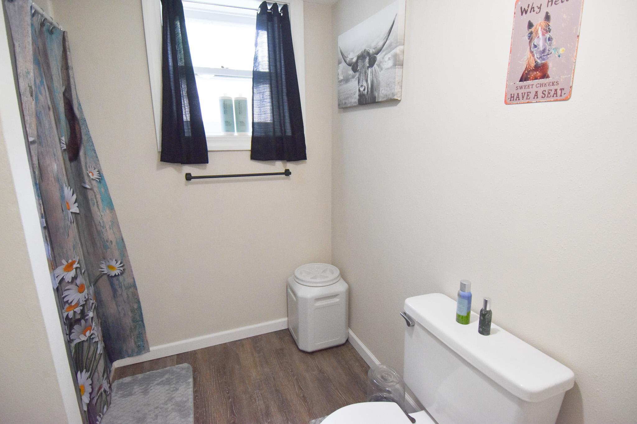 1979 single family home for sale at 16368 State Highway 1 NW in Thief River Falls, MN — 3 bed, 2 bath (photo 24 of 34)