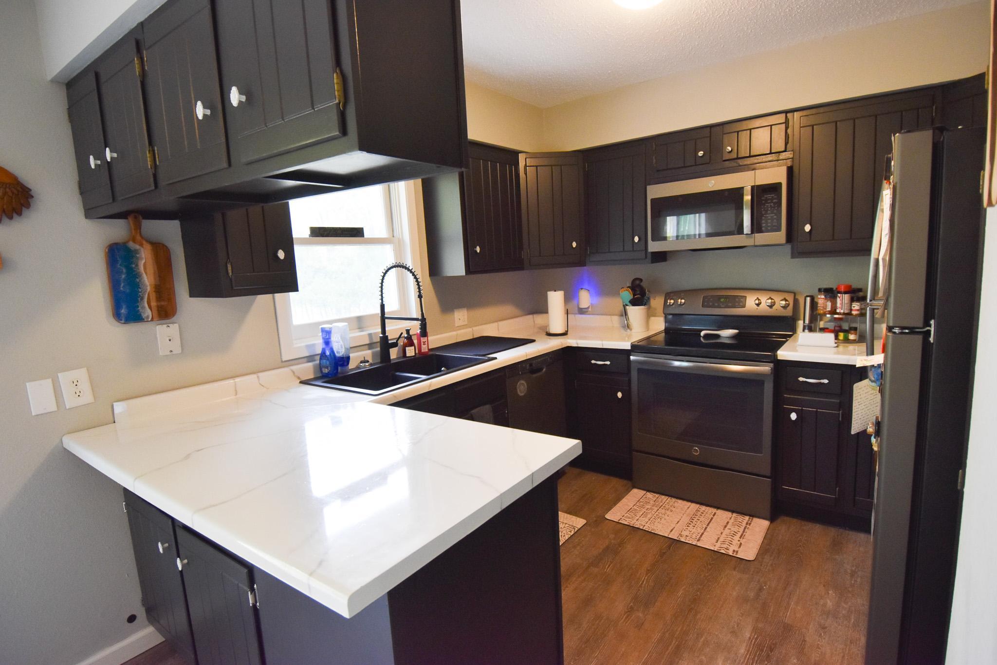 1979 single family home for sale at 16368 State Highway 1 NW in Thief River Falls, MN — 3 bed, 2 bath (photo 9 of 34)