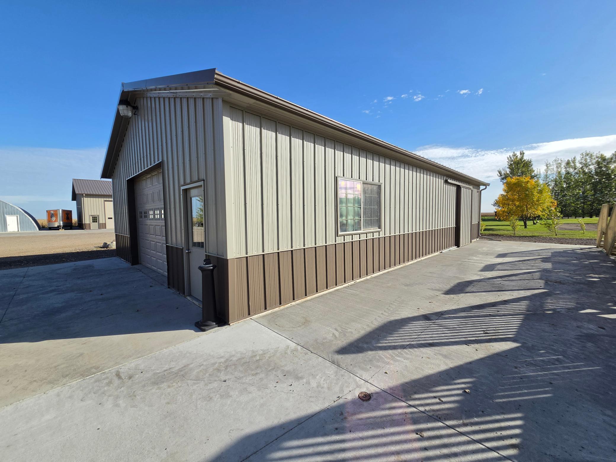 2007 single family home for sale at 16405 18th Street SE in Gardner, ND — 4 bed, 3 bath (photo 17 of 69)