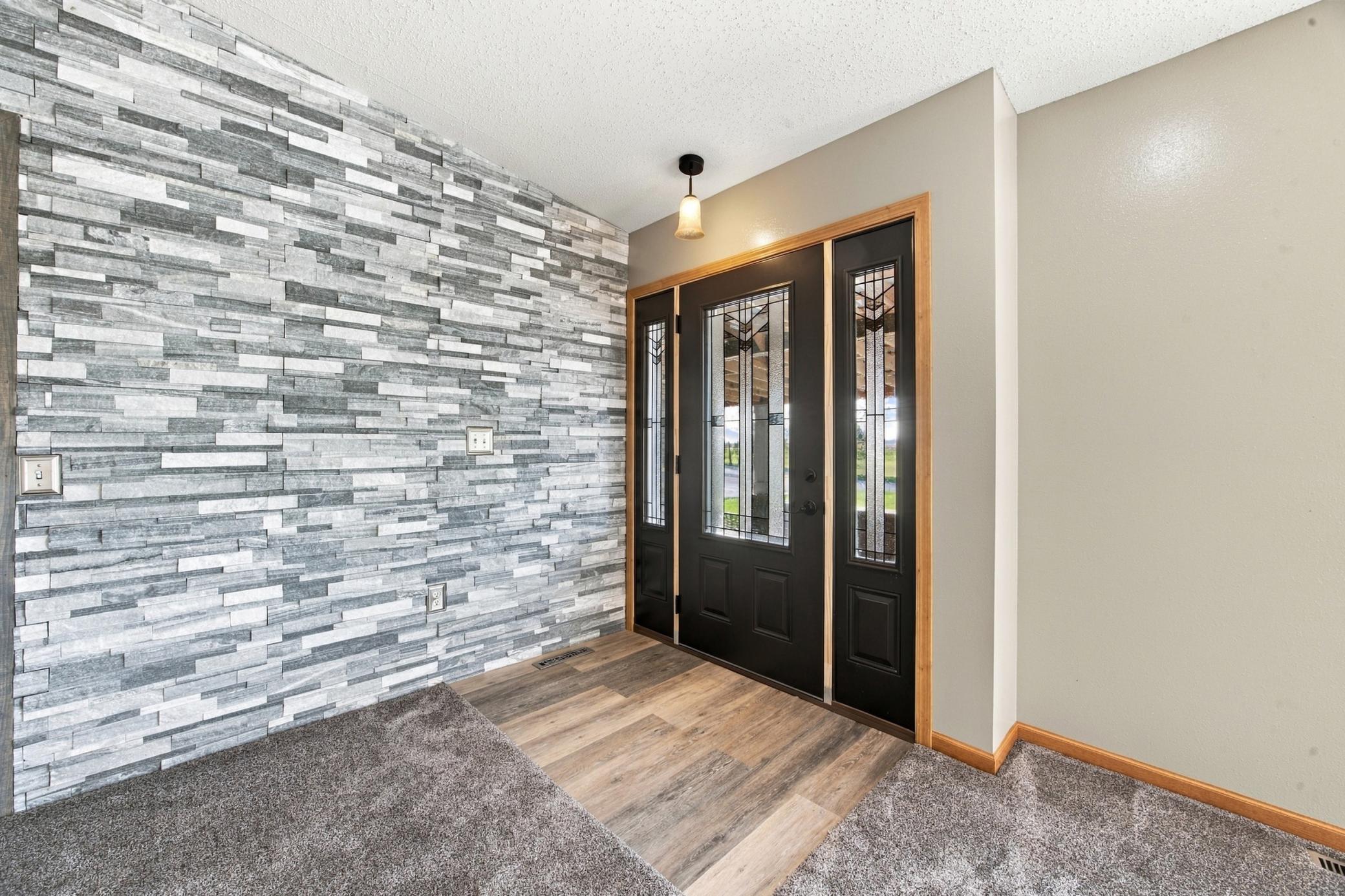 2007 single family home for sale at 16405 18th Street SE in Gardner, ND — 4 bed, 3 bath (photo 27 of 69)