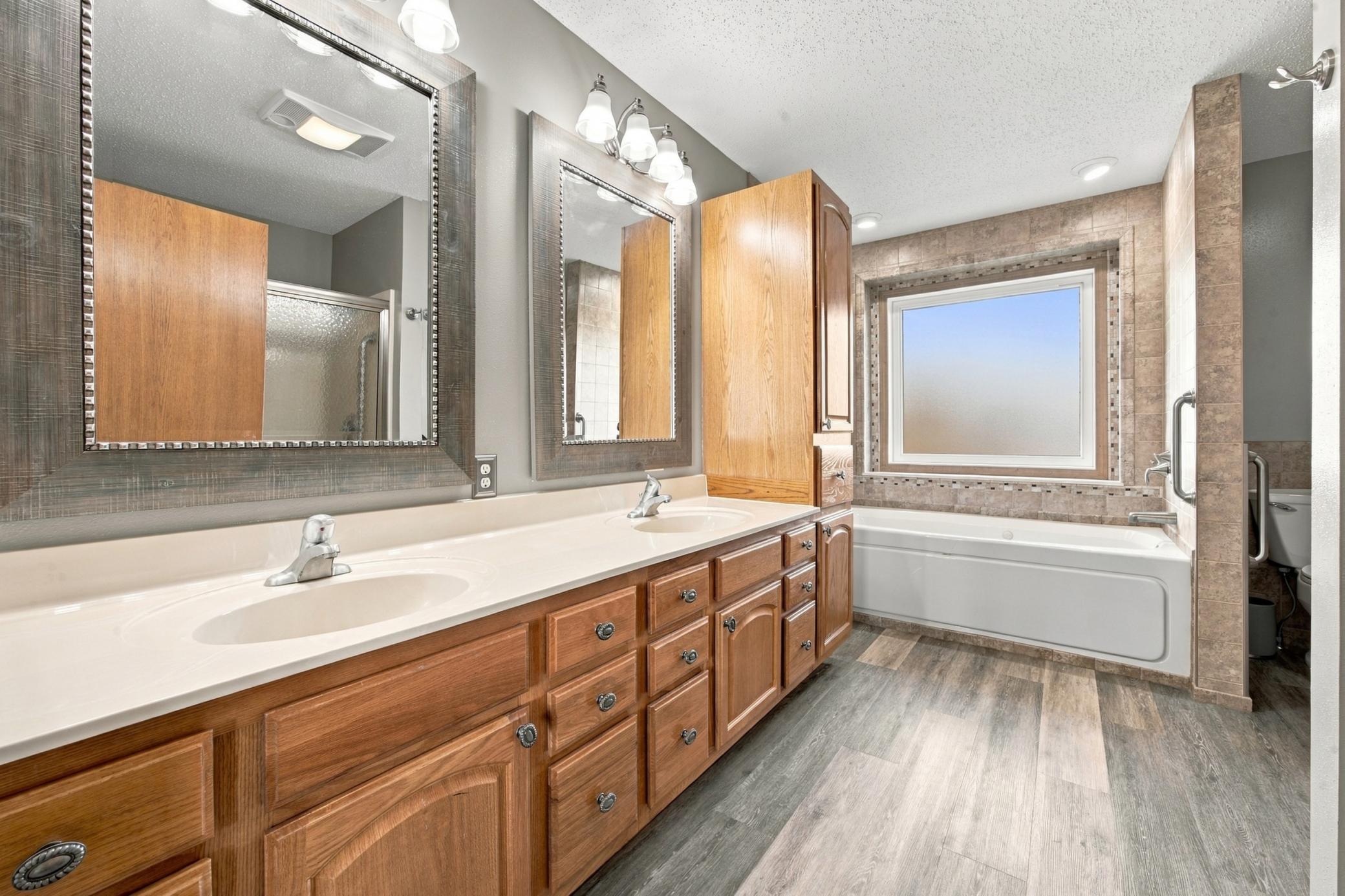 2007 single family home for sale at 16405 18th Street SE in Gardner, ND — 4 bed, 3 bath (photo 41 of 69)