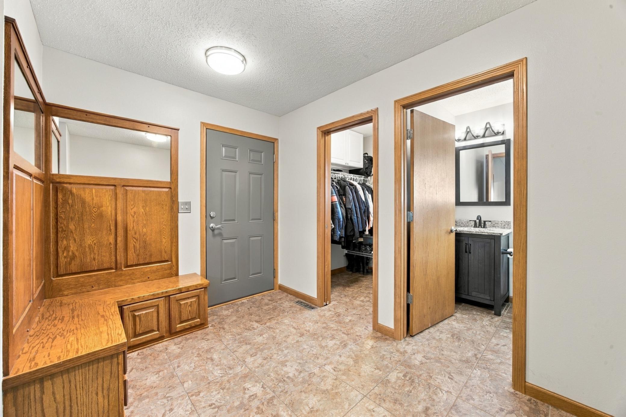 2007 single family home for sale at 16405 18th Street SE in Gardner, ND — 4 bed, 3 bath (photo 51 of 69)