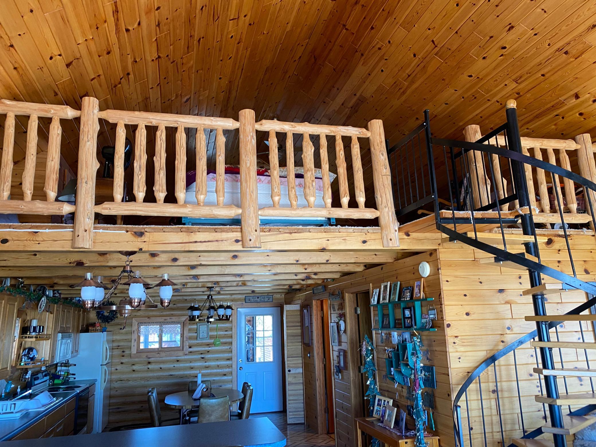 1997 single family home for sale at 25667 Lou Rayne Beach Road NE in Waskish, MN — 2 bed, 1 bath (photo 16 of 34)