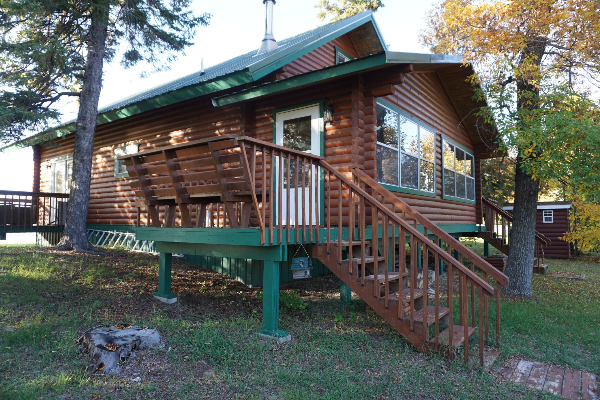 1997 single family home for sale at 25667 Lou Rayne Beach Road NE in Waskish, MN — 2 bed, 1 bath (photo 26 of 34)
