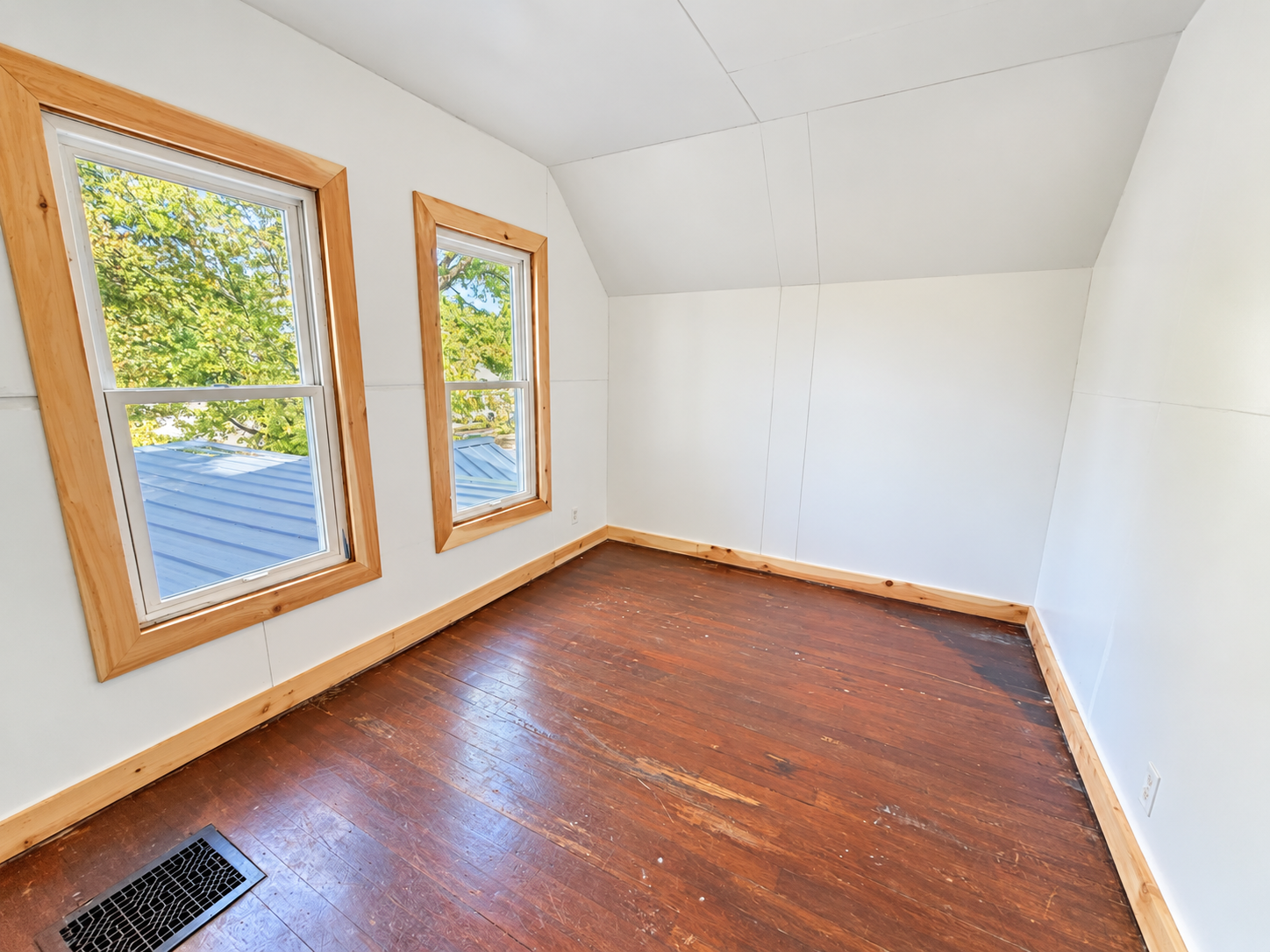 1920 single family home for sale at 603 1st Street SW in Wadena, MN — 4 bed, 2 bath (photo 24 of 46)