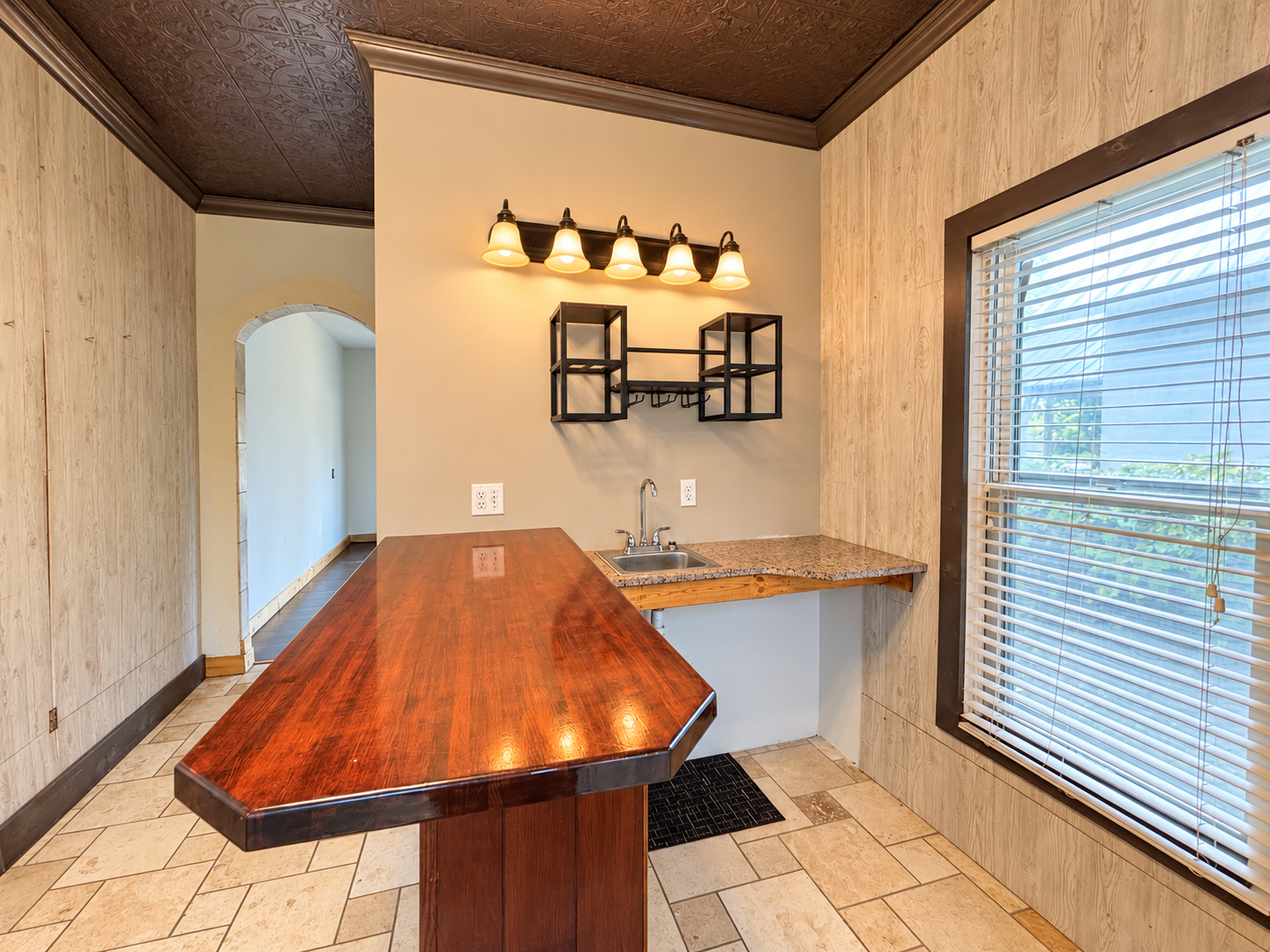 1920 single family home for sale at 603 1st Street SW in Wadena, MN — 4 bed, 2 bath (photo 7 of 46)