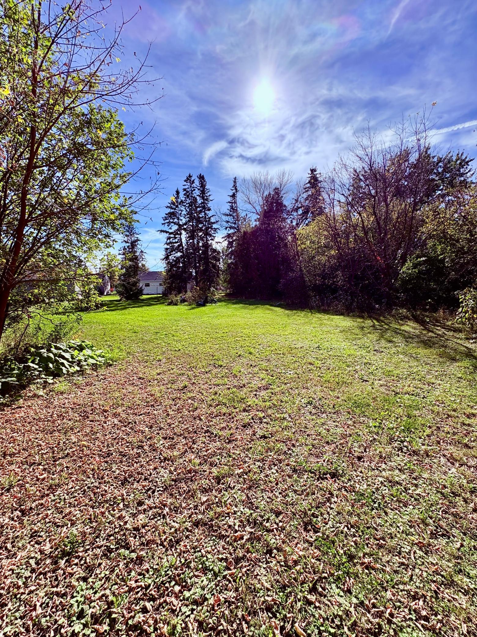 1950 single family home for sale at 412 2nd Street NW in Baudette, MN — 2 bed, 1 bath (photo 22 of 33)