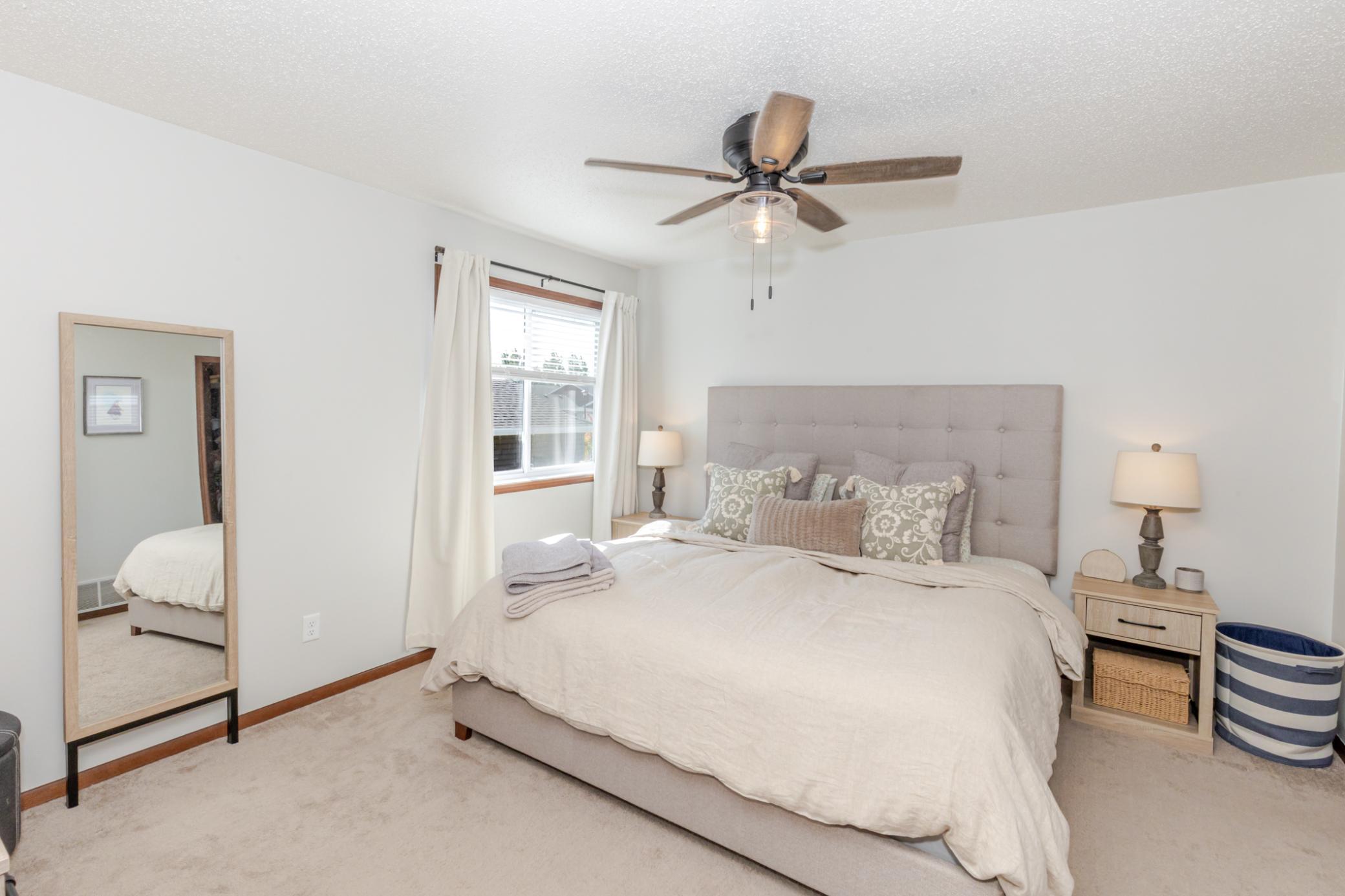 2017 single family home for sale at 2107 Admiral Drive W in West Fargo, ND — 3 bed, 2 bath (photo 14 of 40)