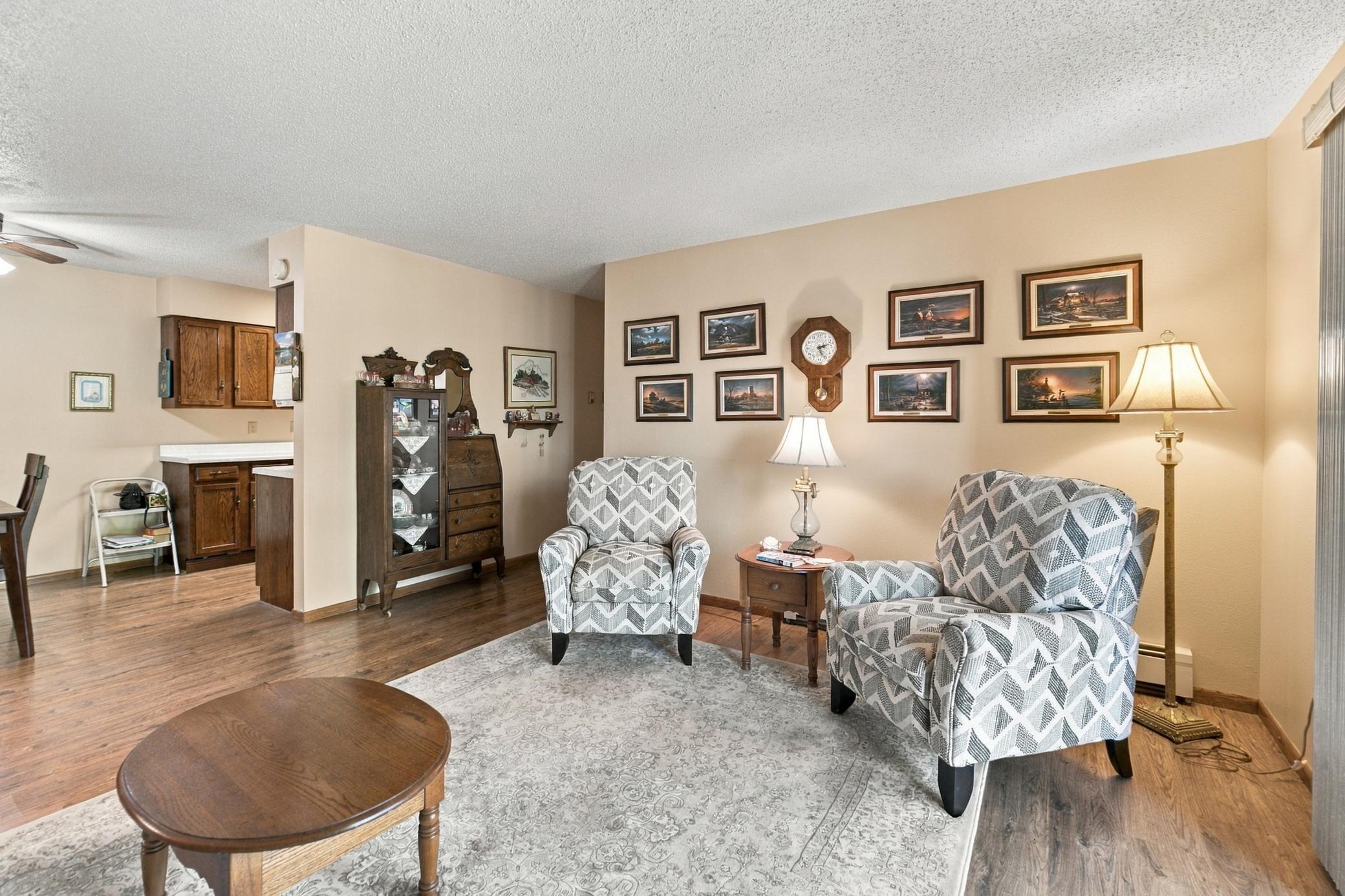 1984 condo for sale at 1424 14th Street E, Unit 21 in West Fargo, ND — 2 bed, 1 bath (photo 11 of 41)
