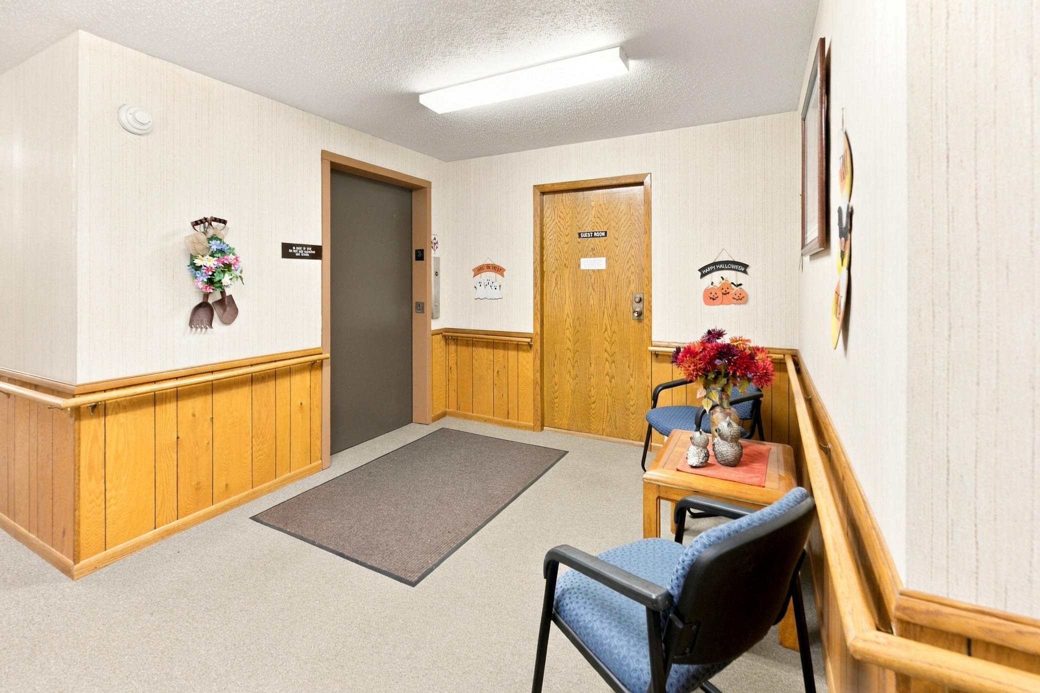 1984 condo for sale at 1424 14th Street E, Unit 21 in West Fargo, ND — 2 bed, 1 bath (photo 23 of 41)