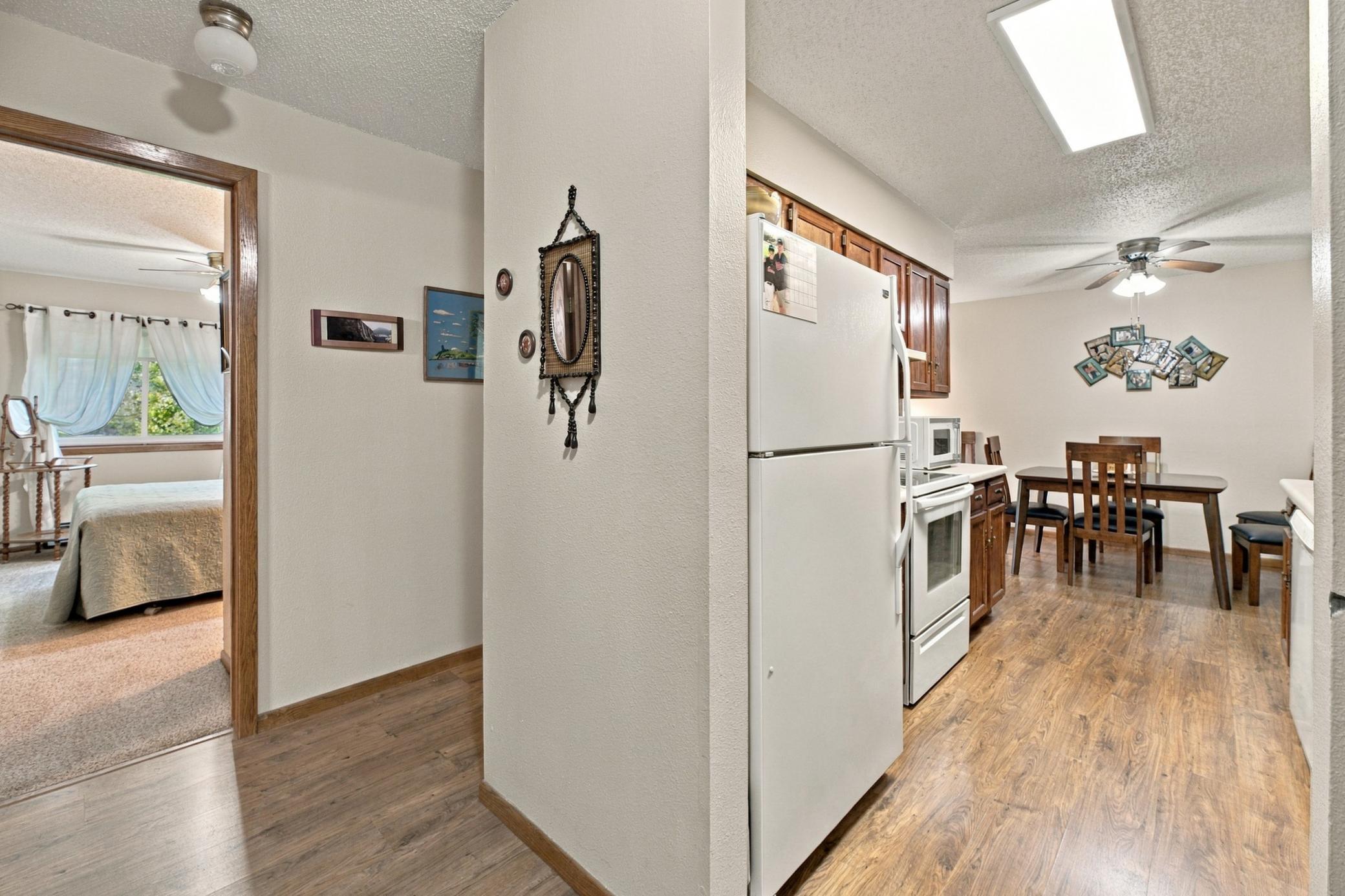 1984 condo for sale at 1424 14th Street E, Unit 21 in West Fargo, ND — 2 bed, 1 bath (photo 4 of 41)