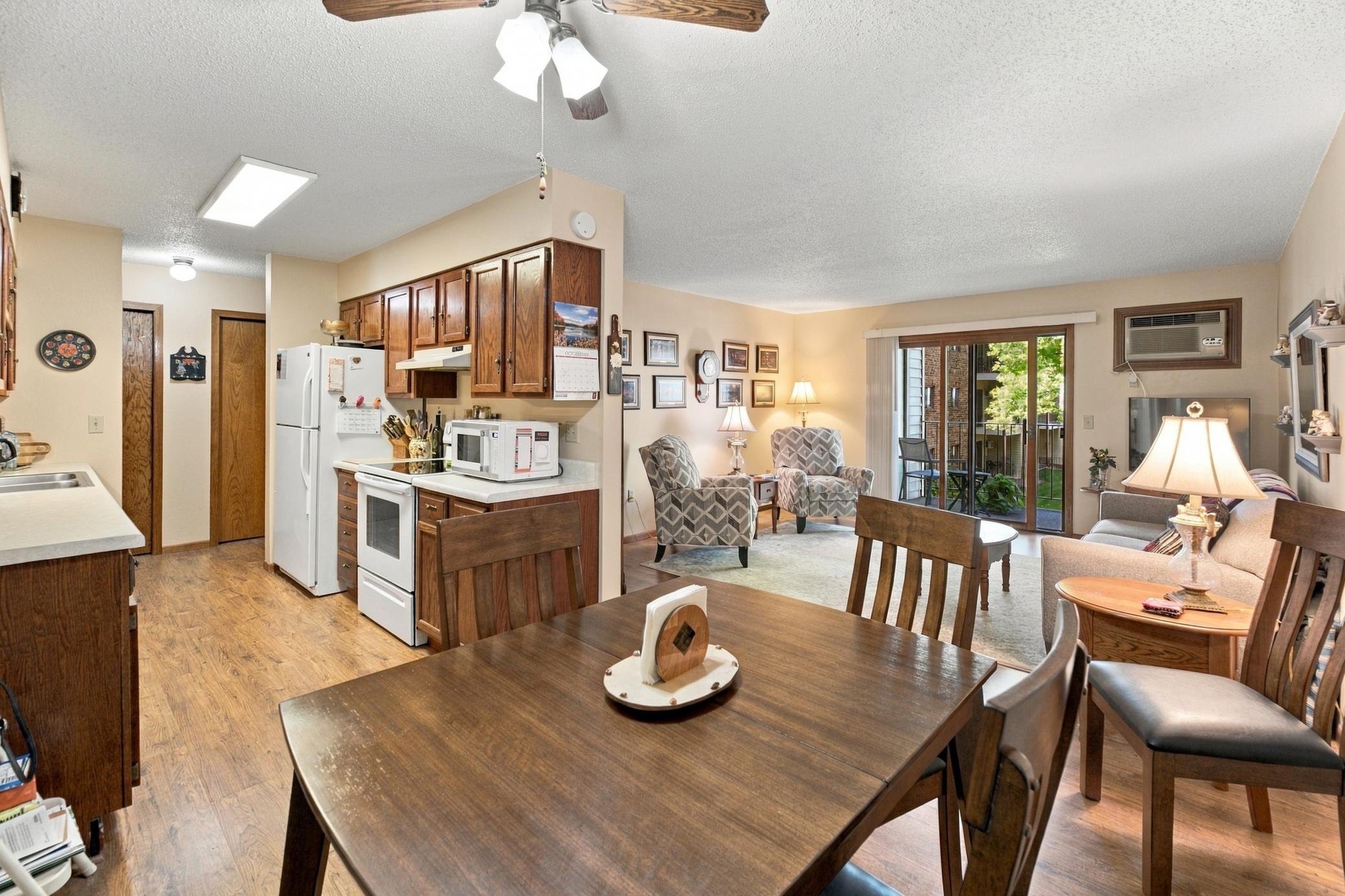1984 condo for sale at 1424 14th Street E, Unit 21 in West Fargo, ND — 2 bed, 1 bath (photo 8 of 41)