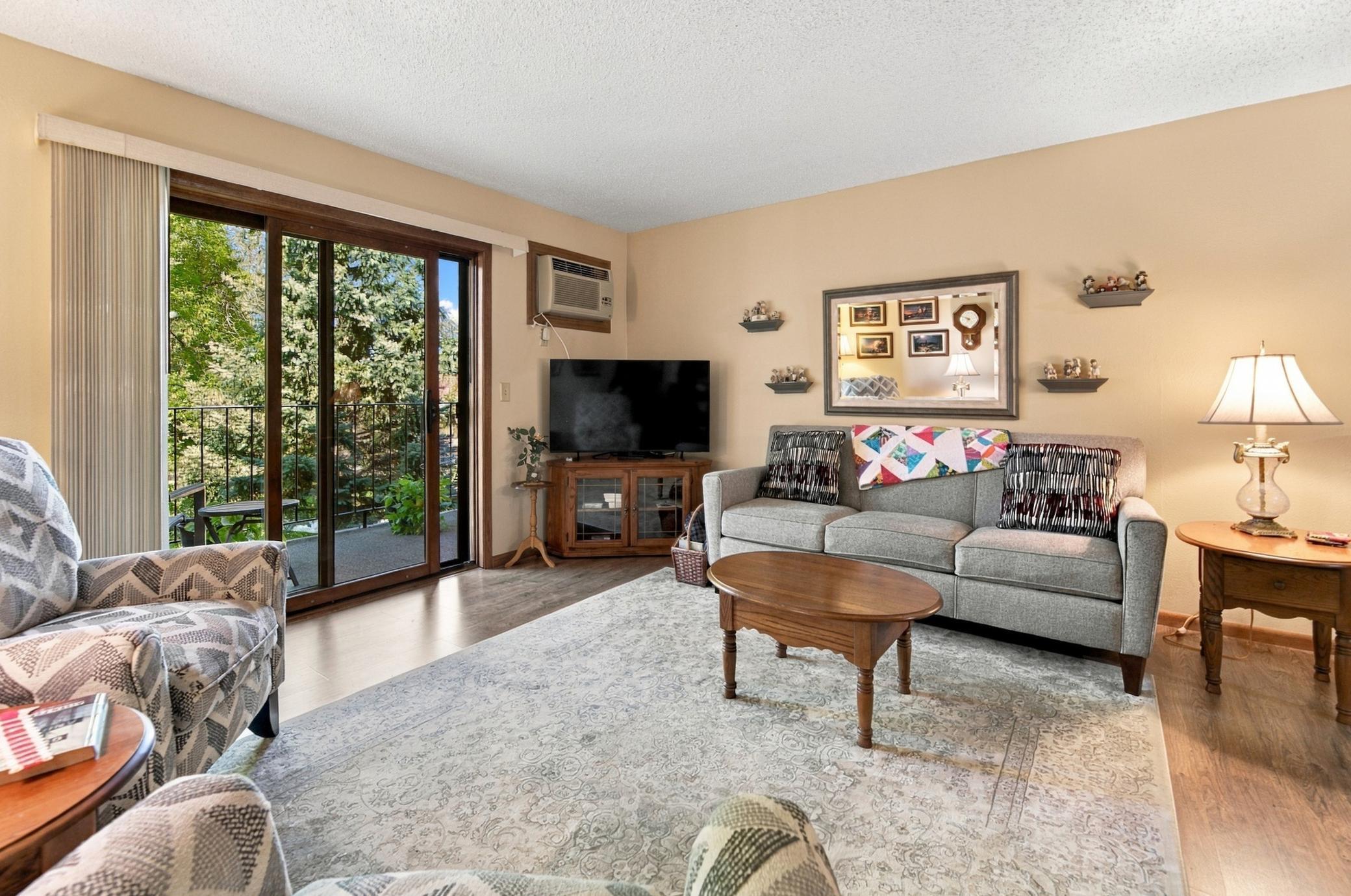 1984 condo for sale at 1424 14th Street E, Unit 21 in West Fargo, ND — 2 bed, 1 bath (photo 10 of 41)