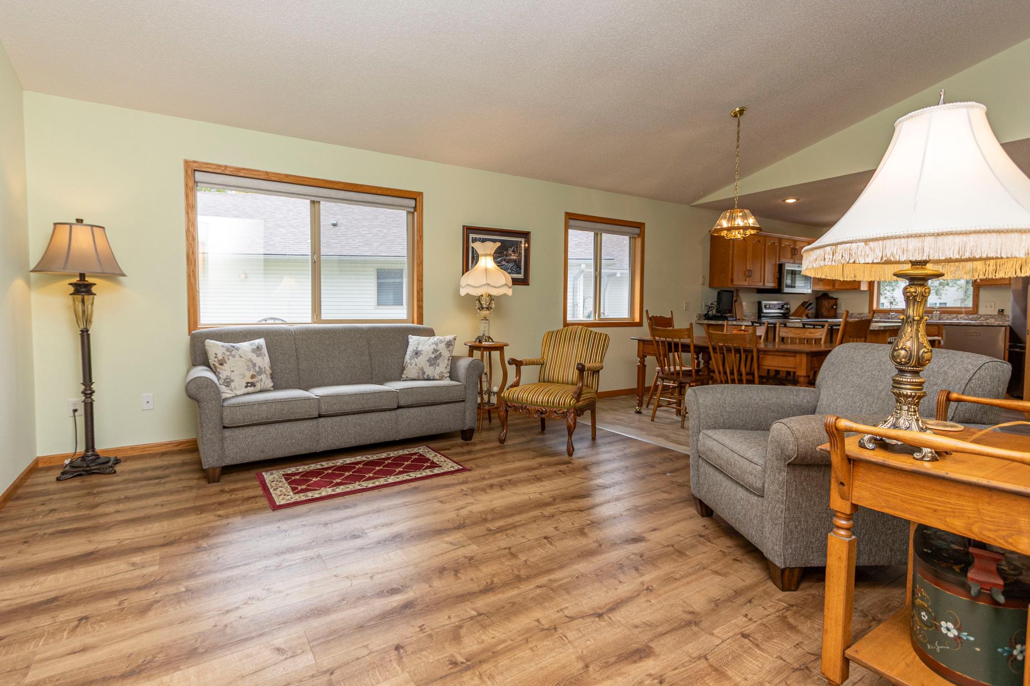 1999 townhouse for sale at 1210 7th Avenue E in Alexandria, MN — 2 bed, 2 bath (photo 14 of 36)