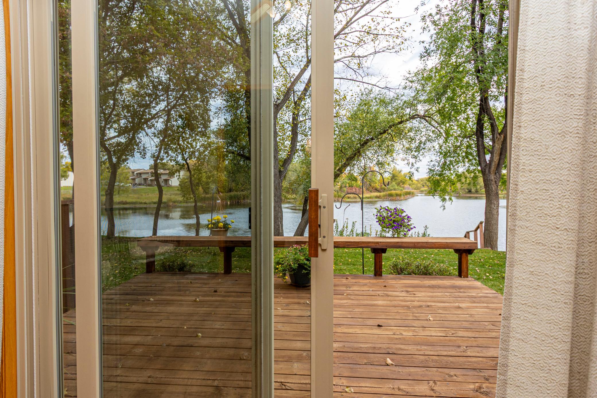 1999 townhouse for sale at 1210 7th Avenue E in Alexandria, MN — 2 bed, 2 bath (photo 22 of 36)