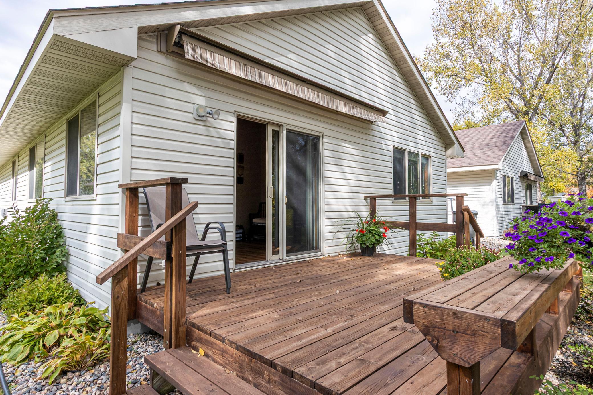 1999 townhouse for sale at 1210 7th Avenue E in Alexandria, MN — 2 bed, 2 bath (photo 23 of 36)