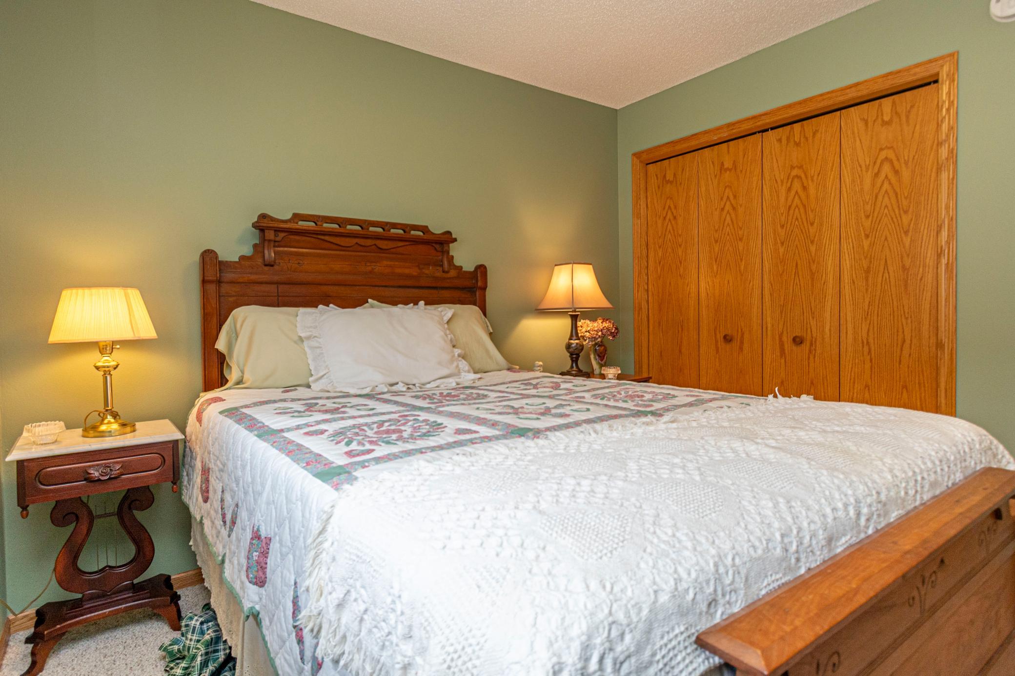 1999 townhouse for sale at 1210 7th Avenue E in Alexandria, MN — 2 bed, 2 bath (photo 25 of 36)