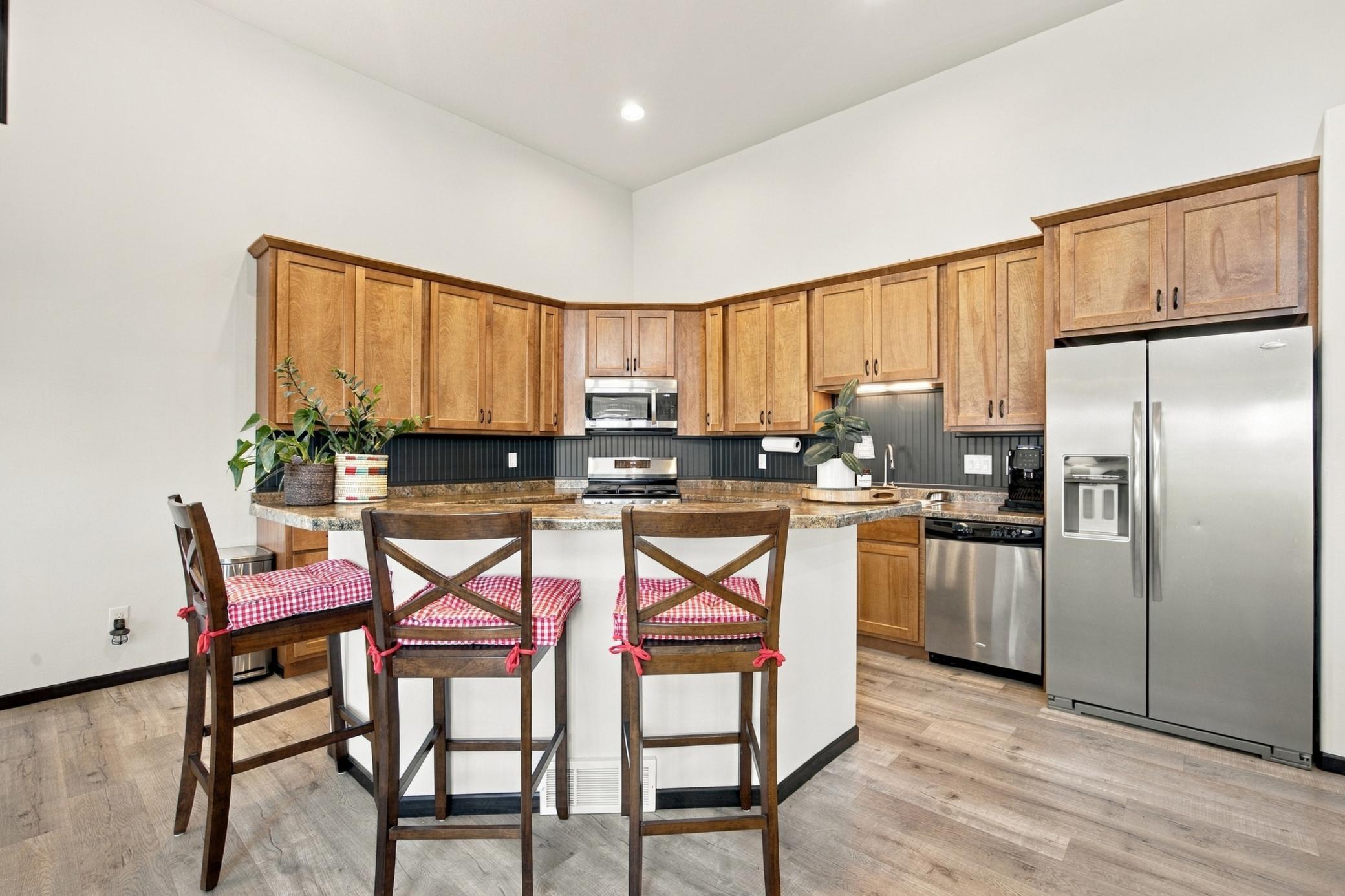 2011 single family home for sale at 5442 49th Avenue S in Fargo, ND — 3 bed, 3 bath (photo 7 of 33)