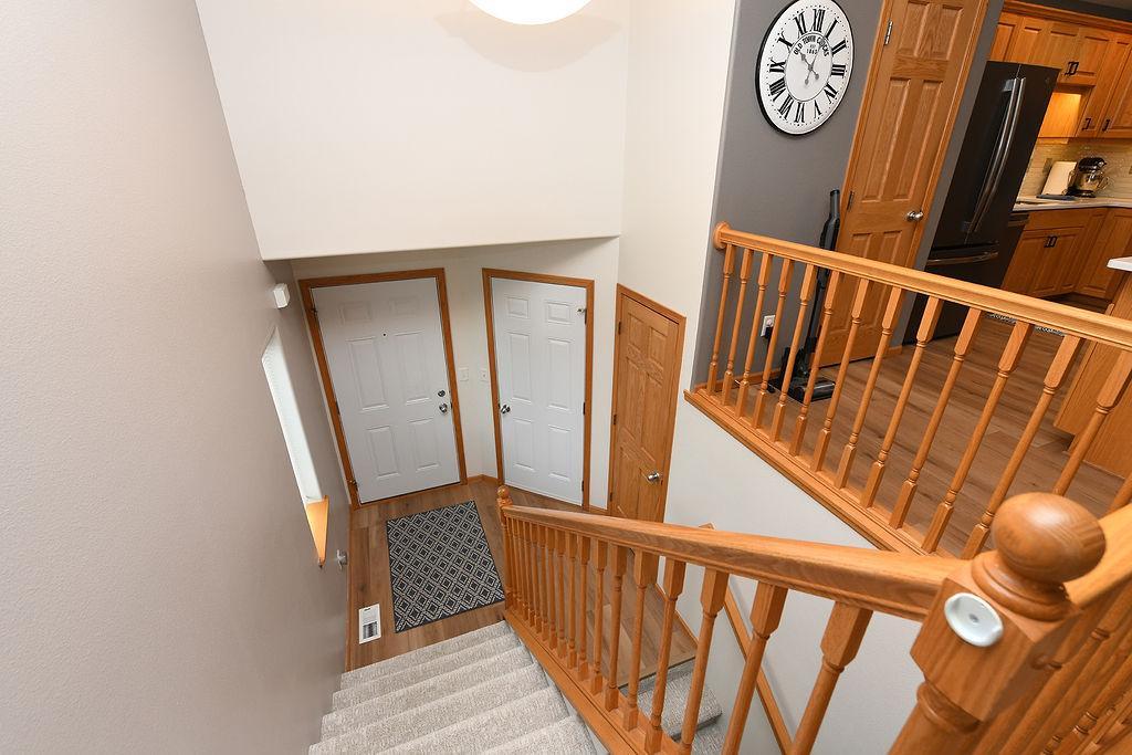 2006 twin home for sale at 4367 39th Avenue S in Fargo, ND — 3 bed, 2 bath (photo 3 of 41)