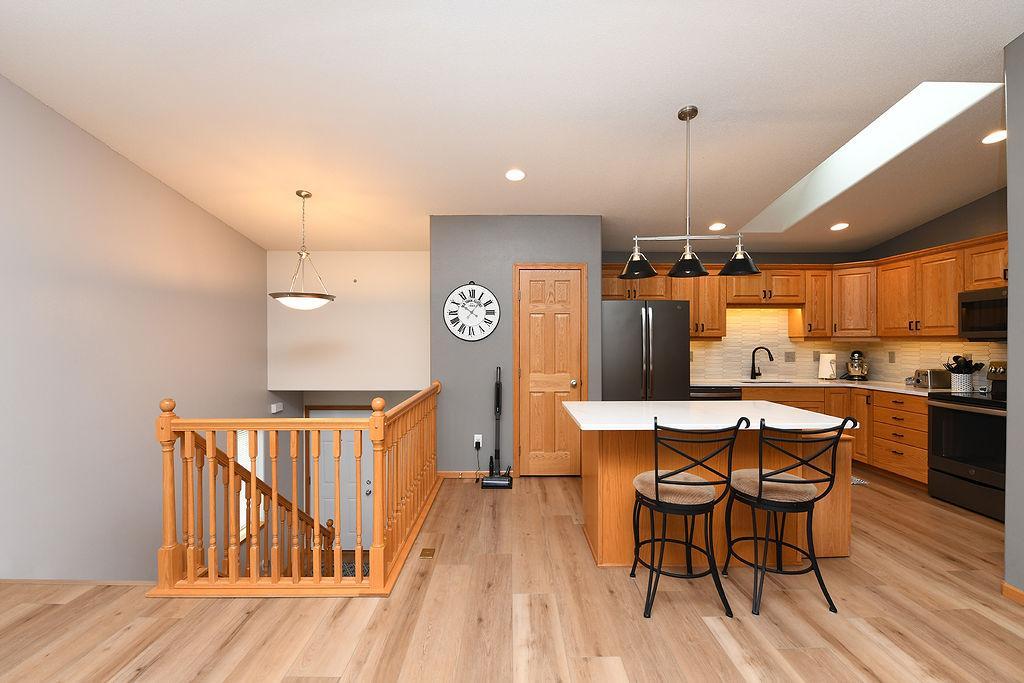 2006 twin home for sale at 4367 39th Avenue S in Fargo, ND — 3 bed, 2 bath (photo 7 of 41)