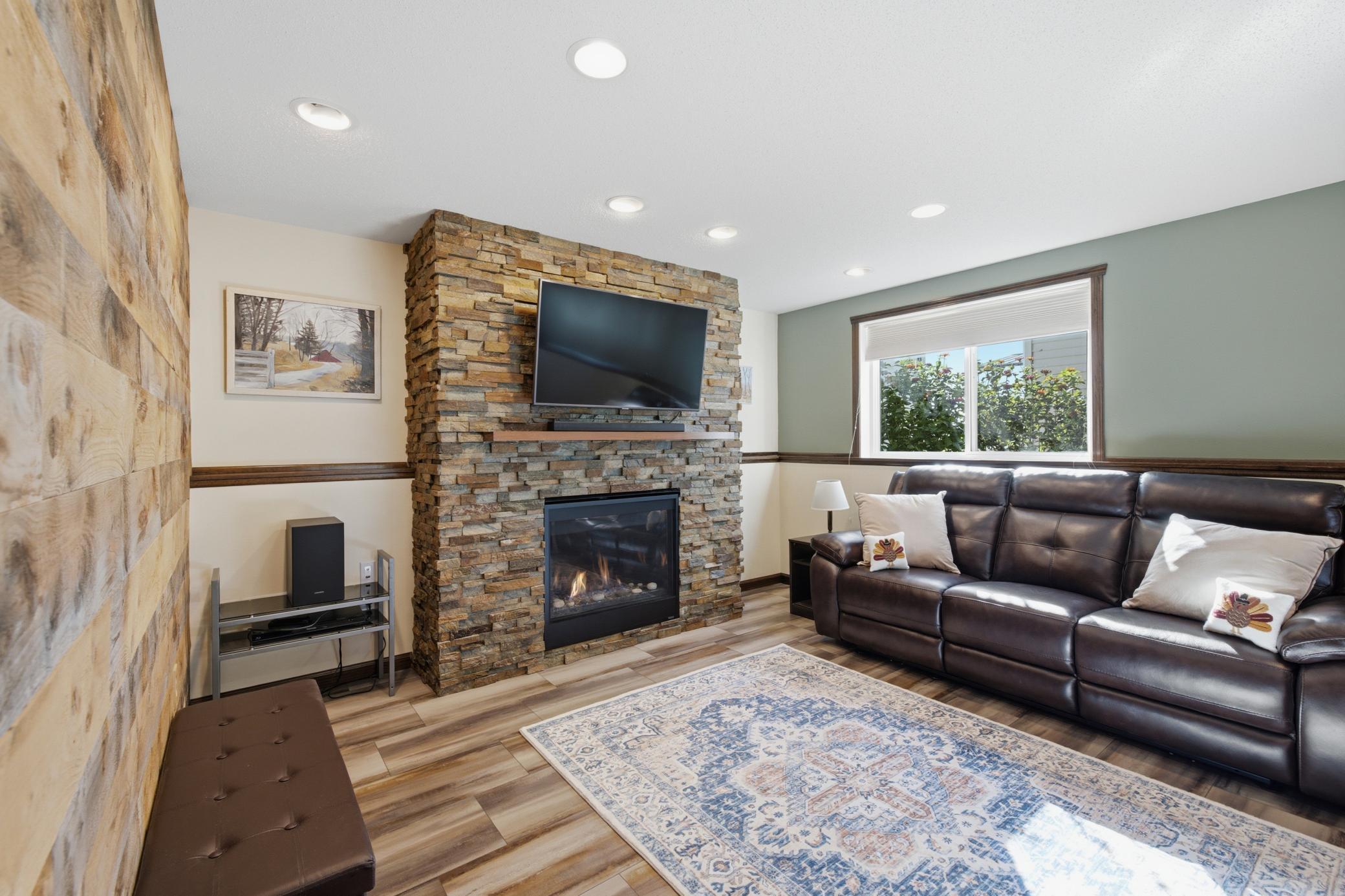 2012 single family home for sale at 6916 24th Street S in Fargo, ND — 4 bed, 3 bath (photo 29 of 70)